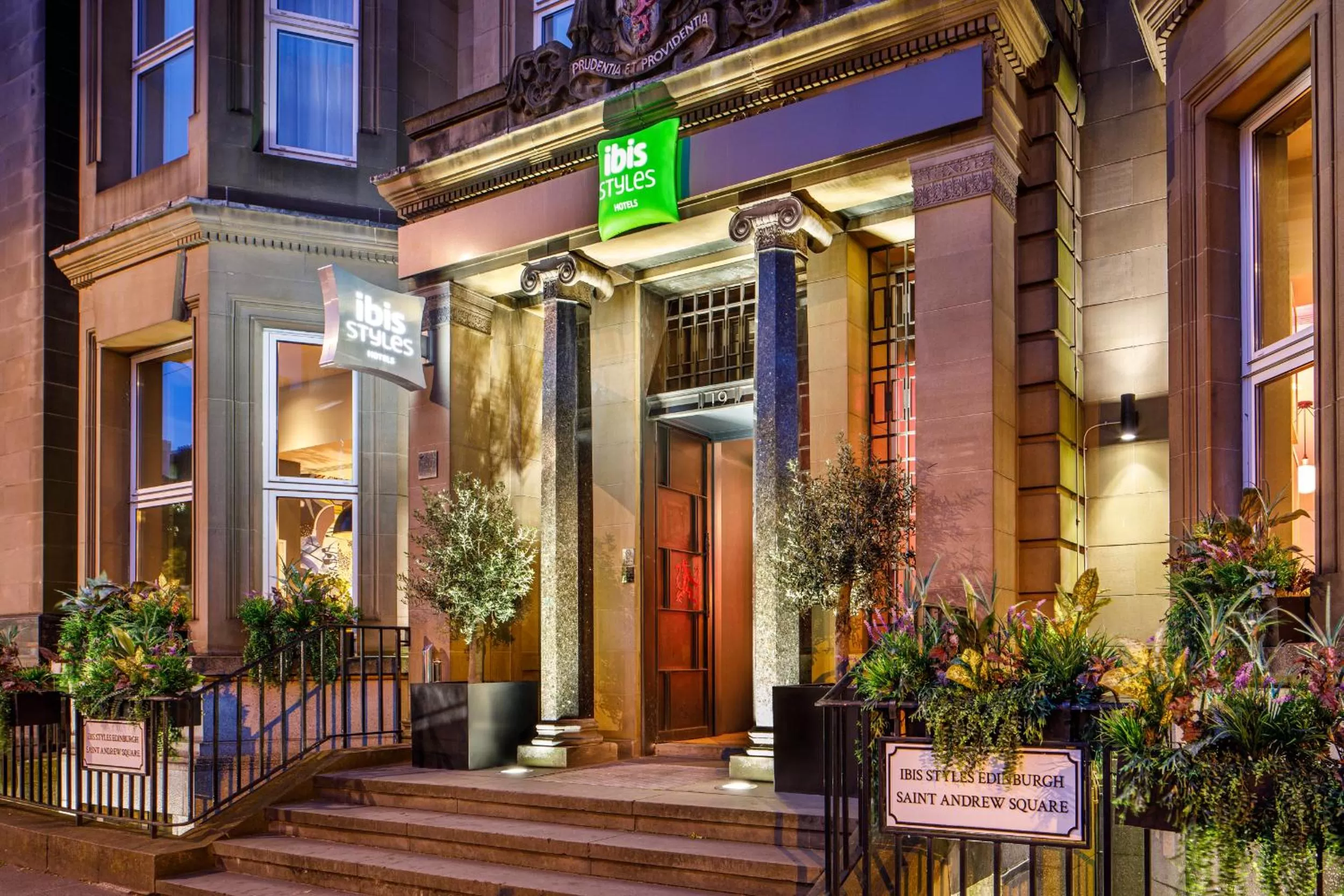 Facade/entrance in ibis Styles Edinburgh St Andrew Square
