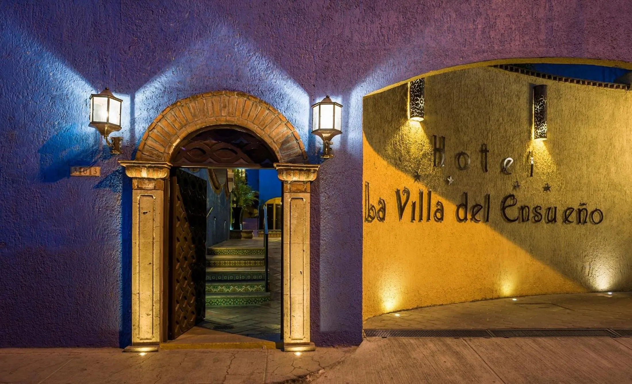 Facade/entrance in La Villa del Ensueno Boutique Hotel