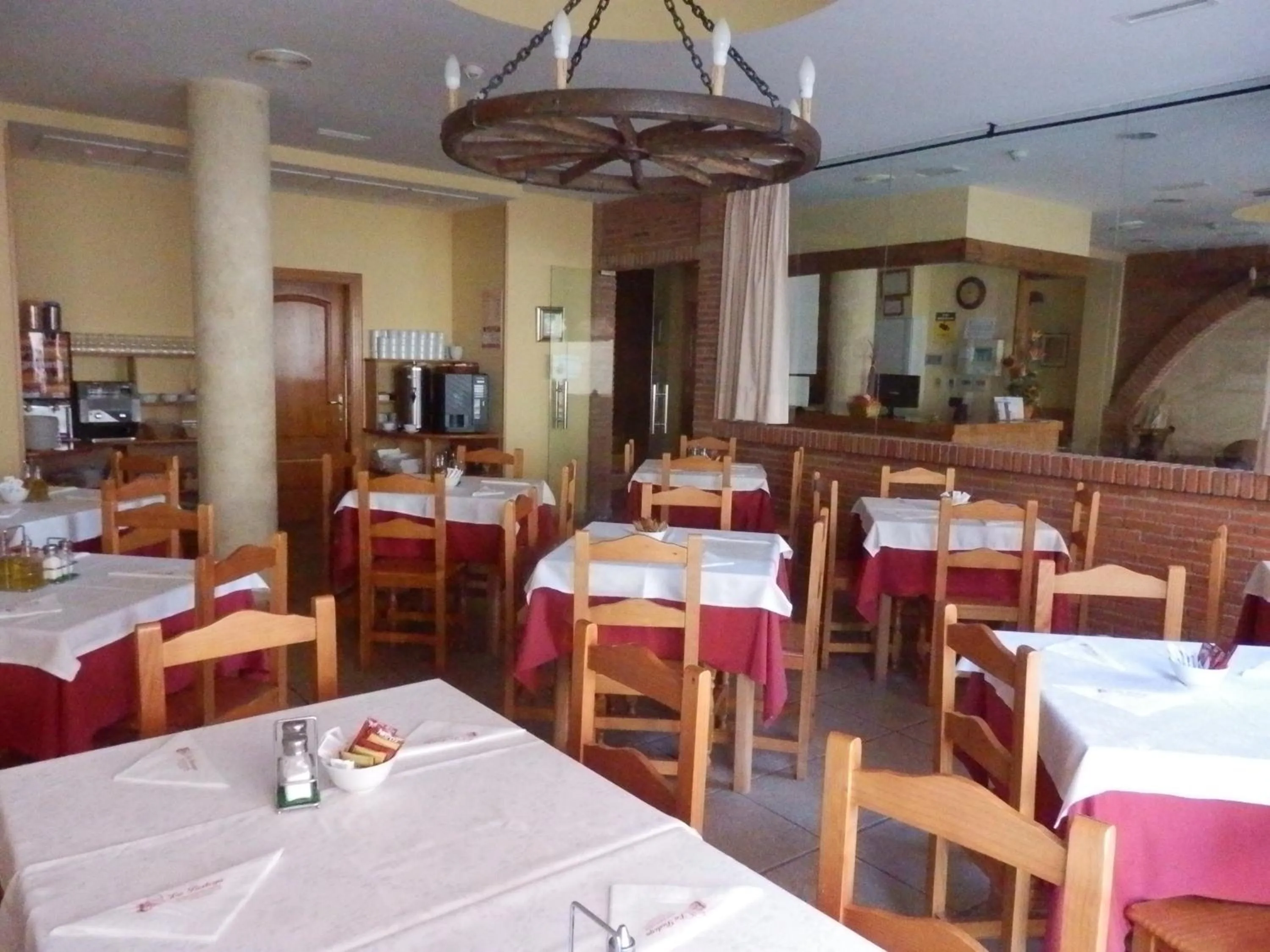 Restaurant/places to eat in Hotel La Bodega