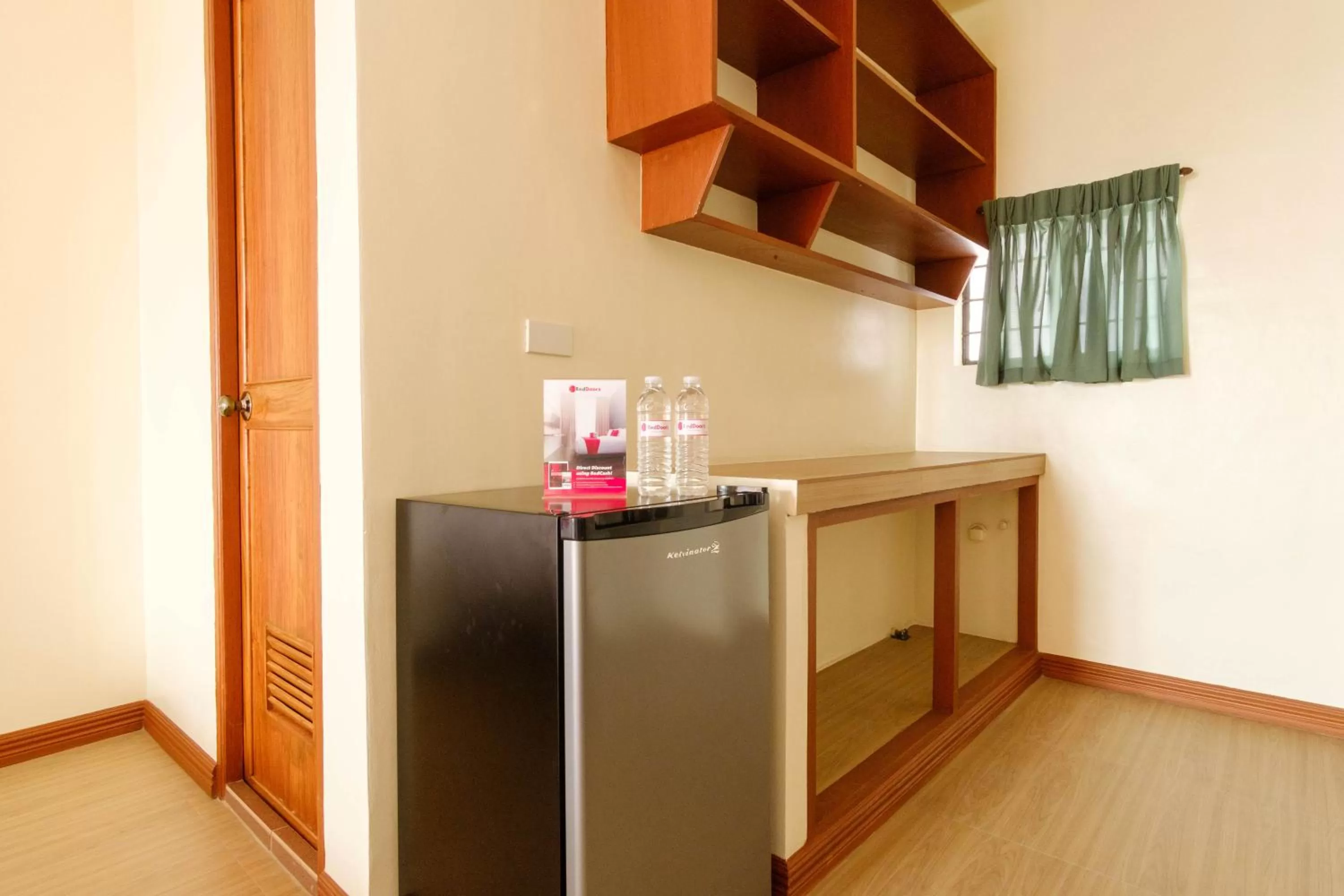 Drinks in RedDoorz Plus near Johnson and Johnson Paranaque