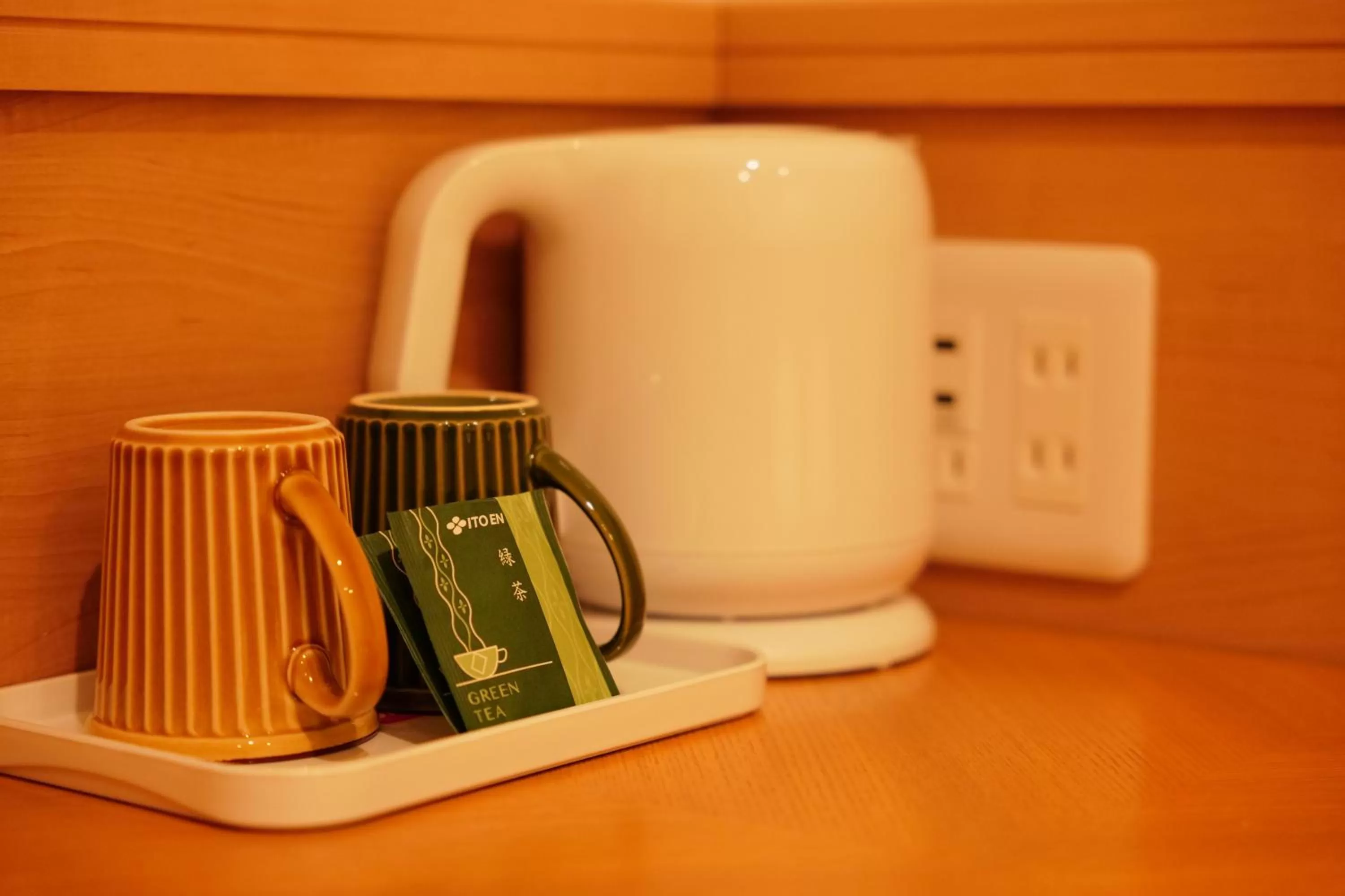 Coffee/tea facilities in 花築浅草和心ホテル