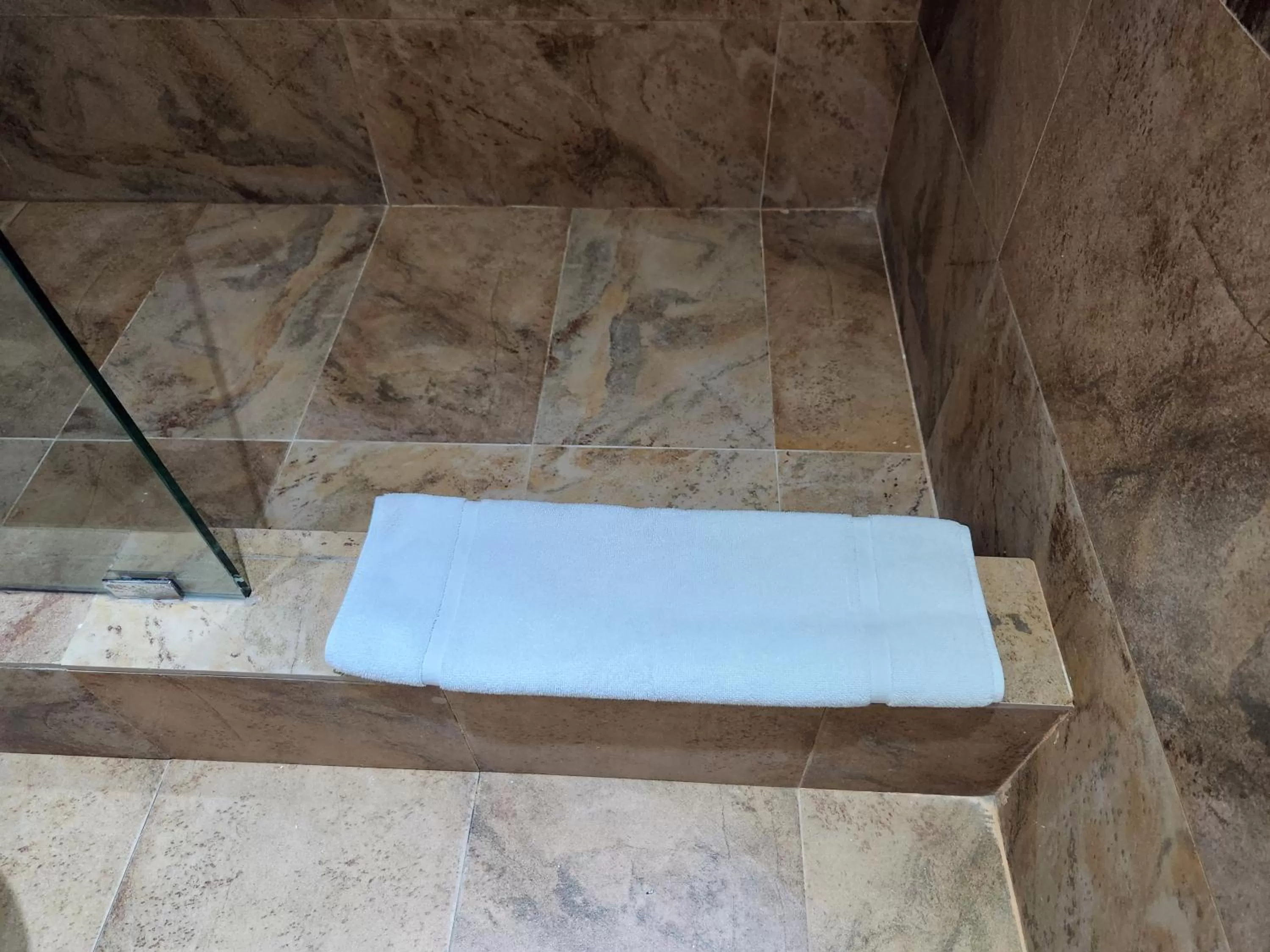 Shower in Hotel La Casona MC