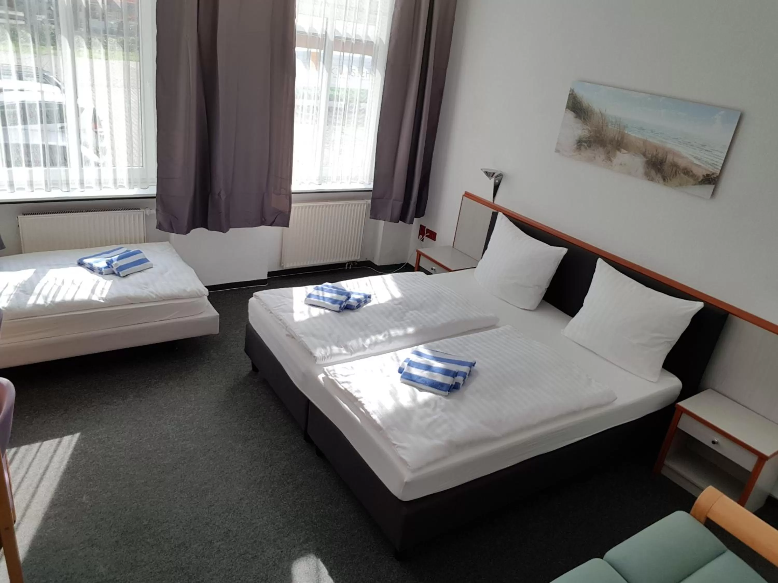 Bed in Appartement-Hotel Rostock