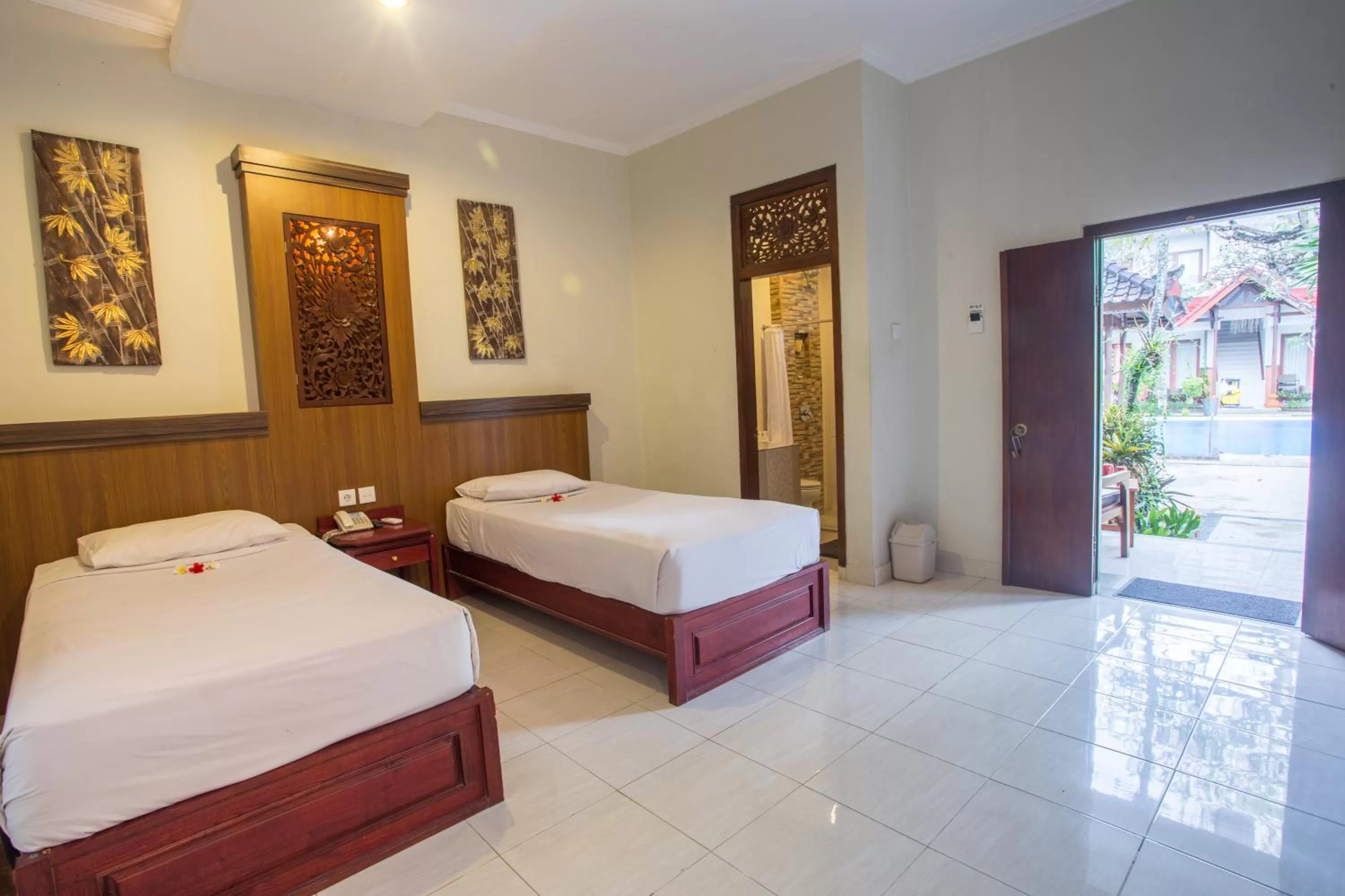Bed in Hotel Sinar Bali Legian