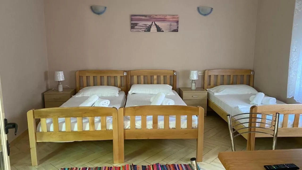 Hotel Durres Vila 53