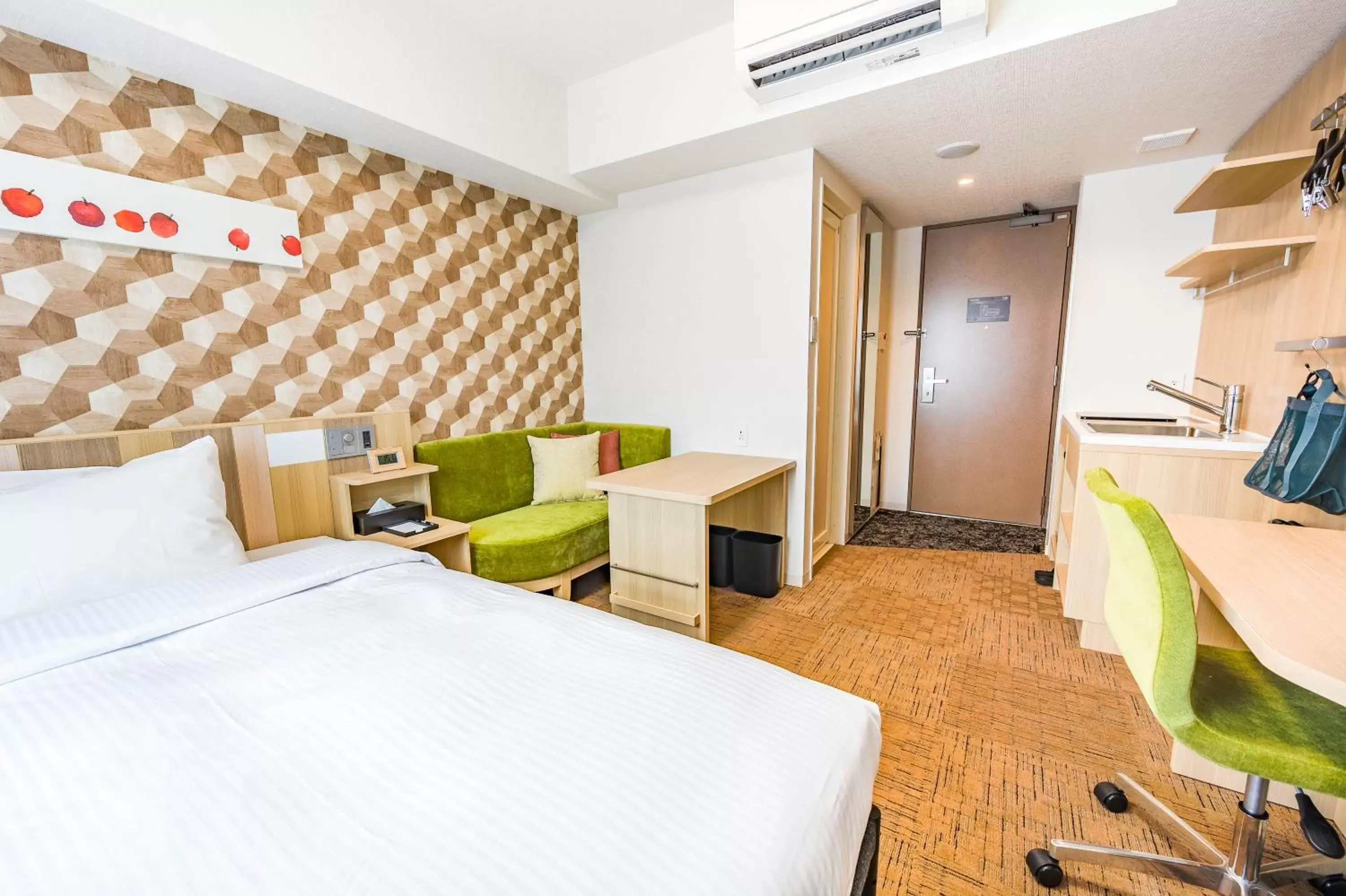 Double Room with Kitchen, Microwave and Washing machine - single occupancy in Tabino Hotel lit Matsumoto Milky white Onsen Double Room with Kitchen, Microwave and Washing machine - single occupancy in Tabino Hotel lit Matsumoto Milky white Onsen