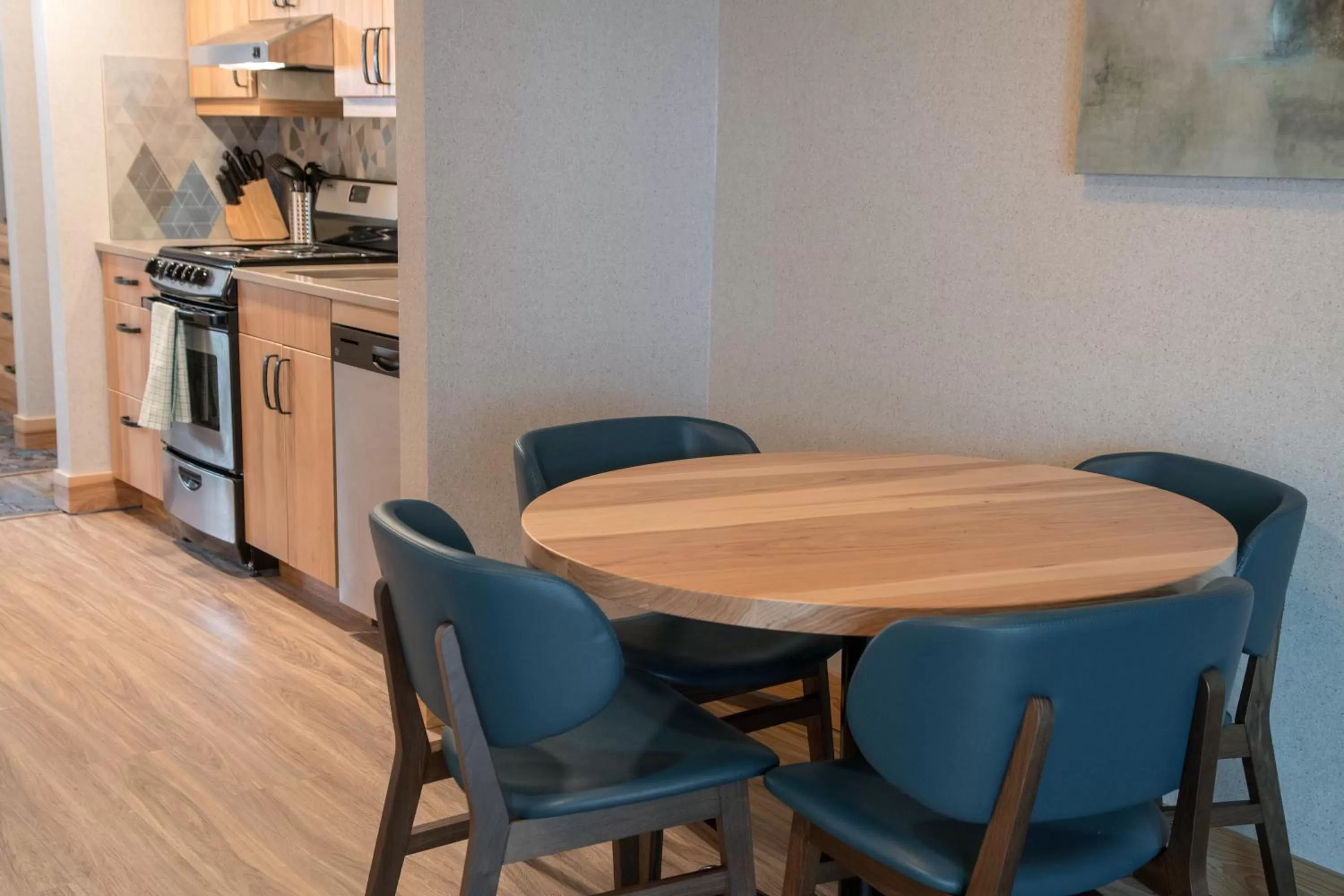 Seating area in Tunnel Mountain Resort