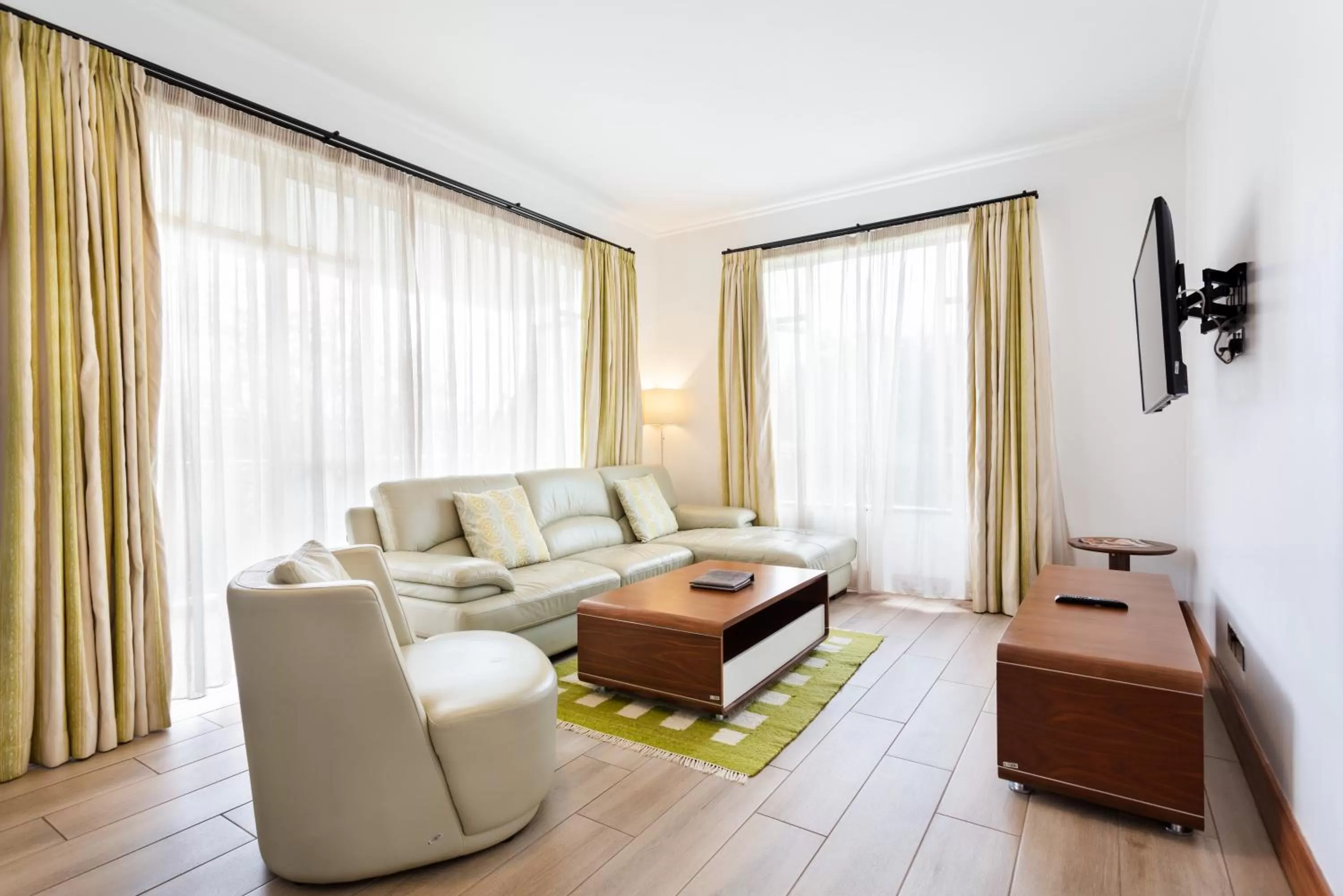 TV and multimedia in Executive Residency by Best Western Nairobi