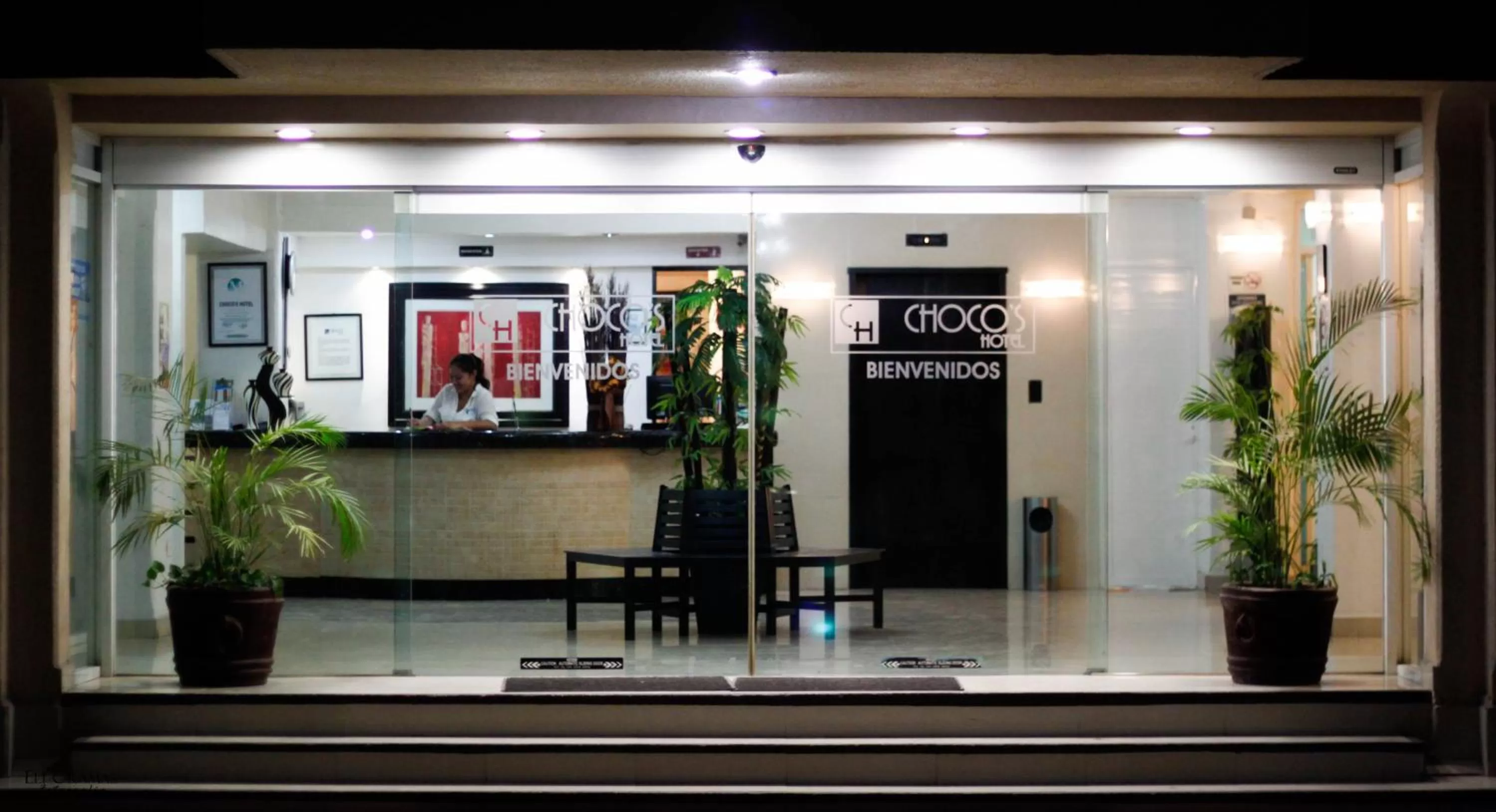 Lobby or reception in Choco's Hotel