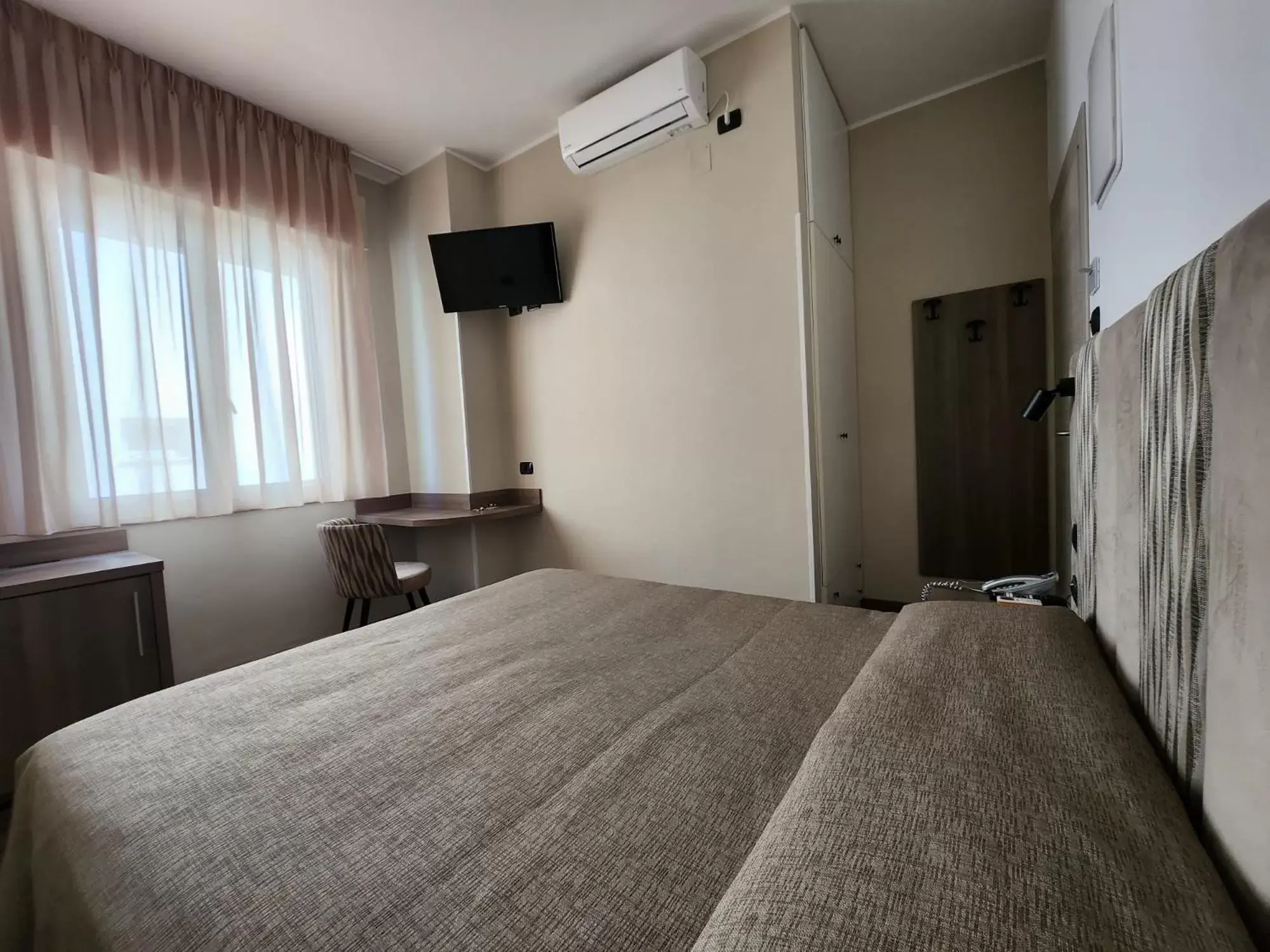 Standard Double or Twin Room in Hotel Miramare Dipendenza Standard Double or Twin Room in Hotel Miramare Dipendenza