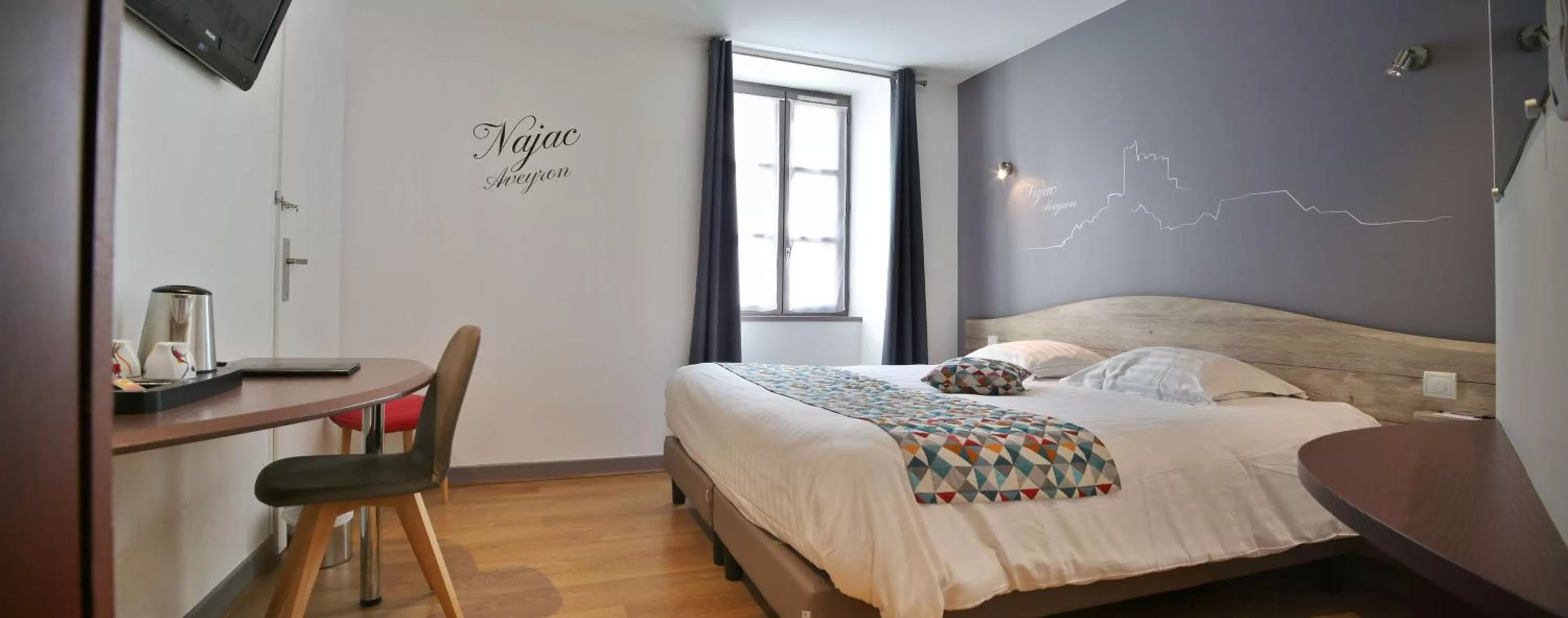 Photo of the whole room, Bed in Best Western Le Pont d'Or