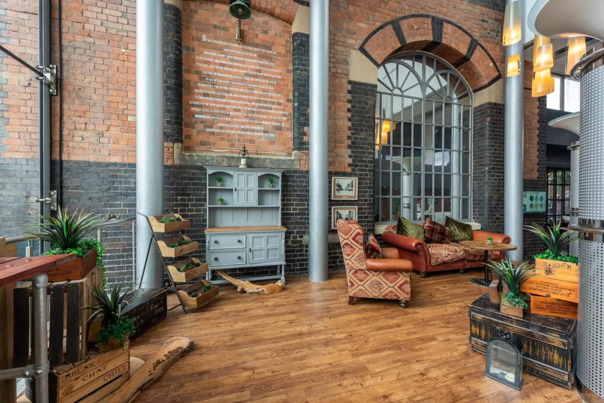 Lobby or reception in Novotel Cardiff Centre