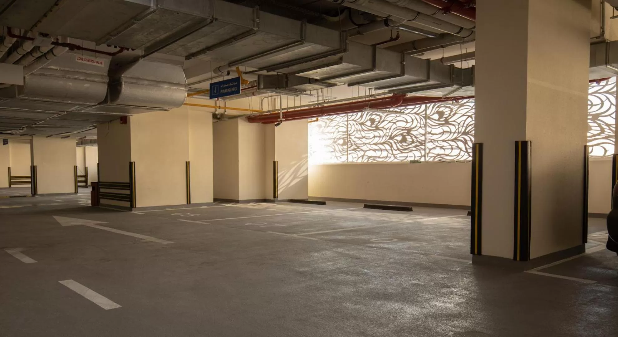 Parking in Rose Executive Hotel - DWTC