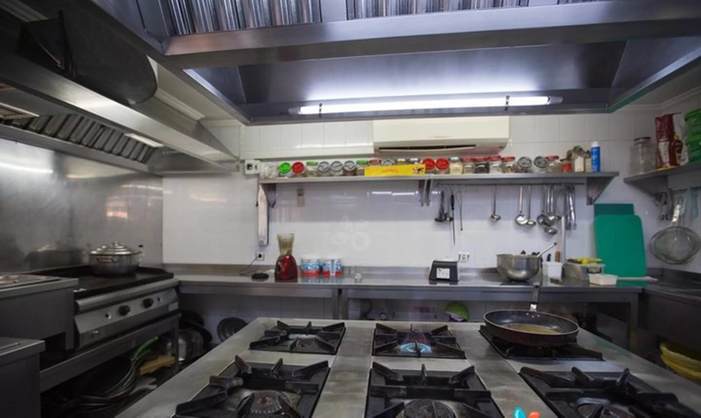 Food and drinks, Kitchen/Kitchenette in Conny's Hotel (Adult Only) +18