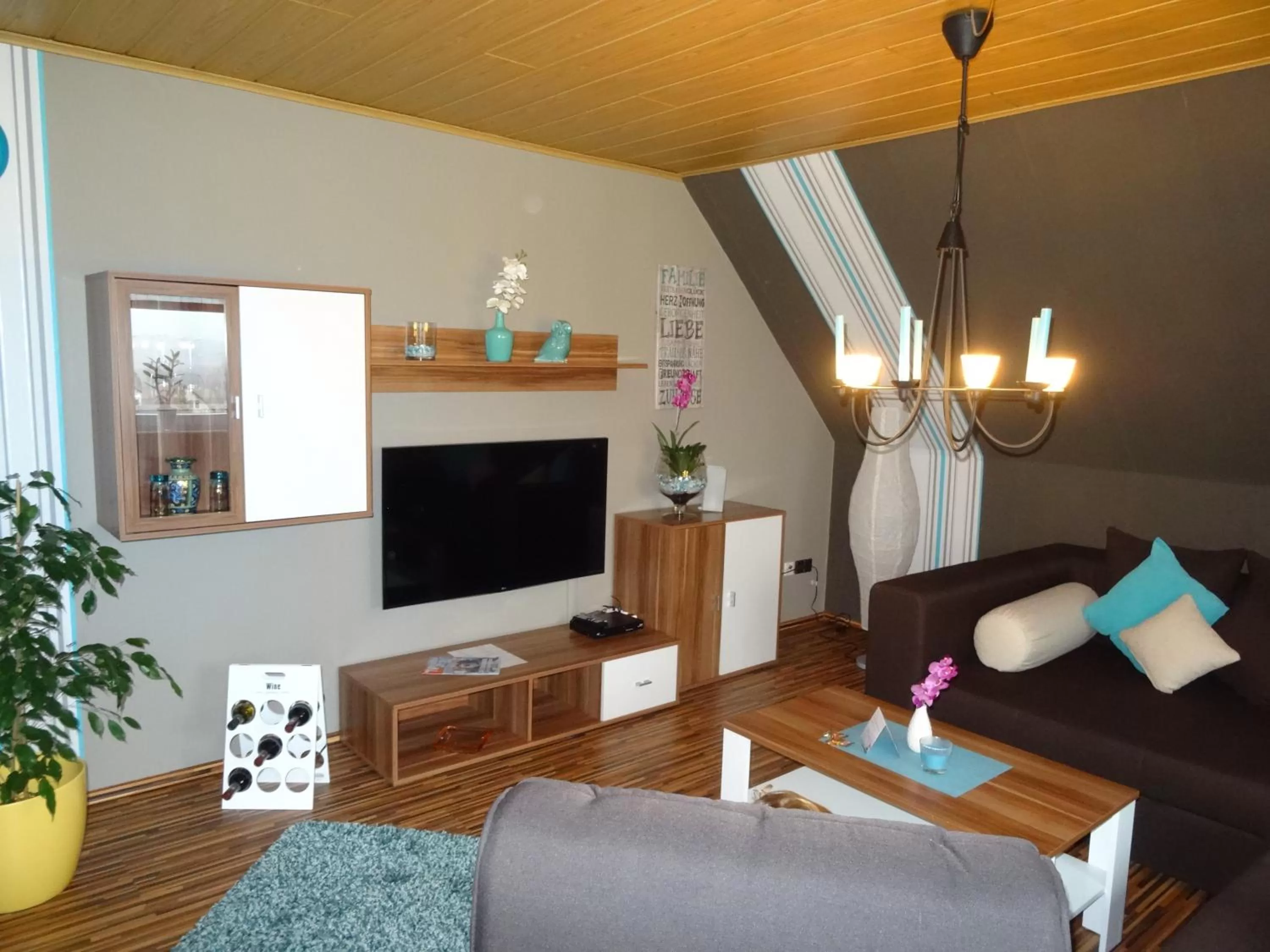 Living room, TV/Entertainment Center in Pension und Apartment Landhaus Fricke