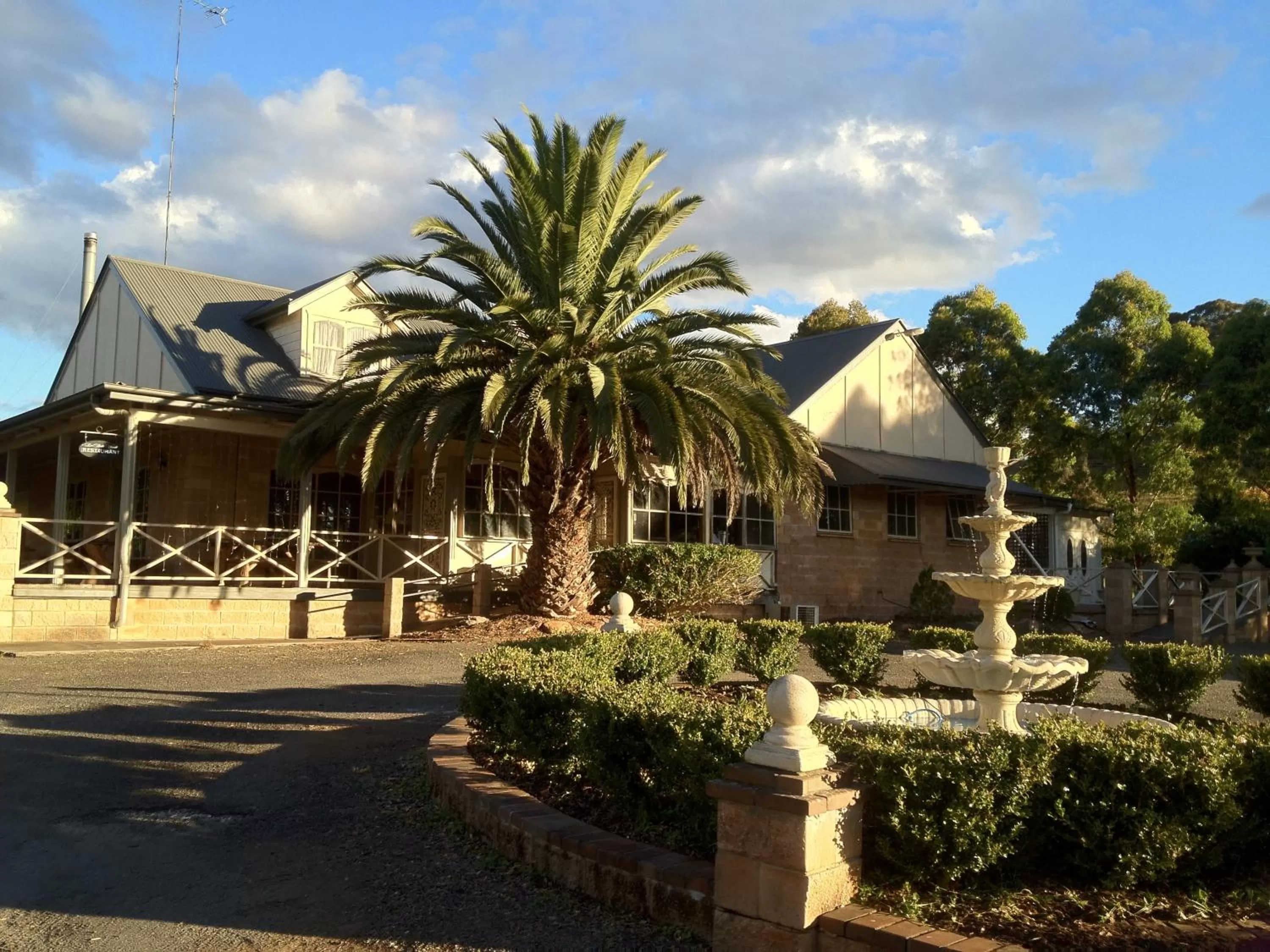 Property building in Picton Valley Motel Australia