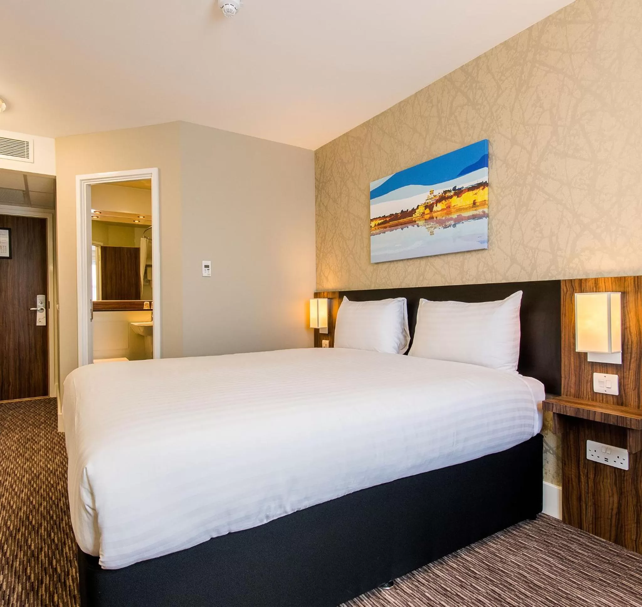 Bedroom, Bed in Chain Runner, Livingston by Marston's Inns