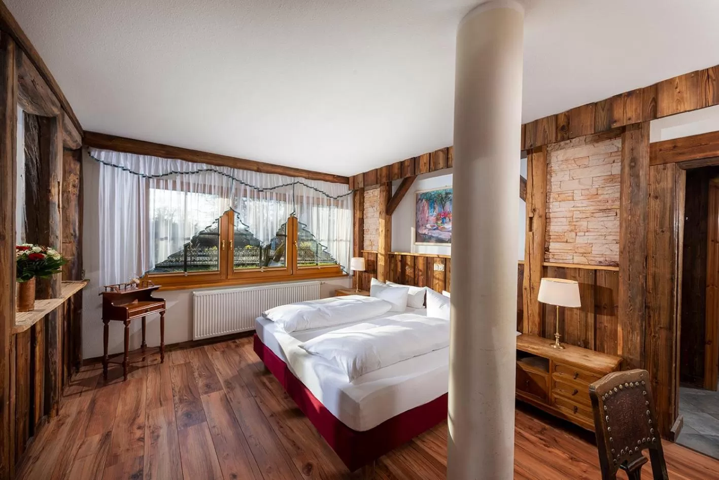 Photo of the whole room, Bed in Wellnesshotel Seeschlößchen - Privat- Spa & Naturresort