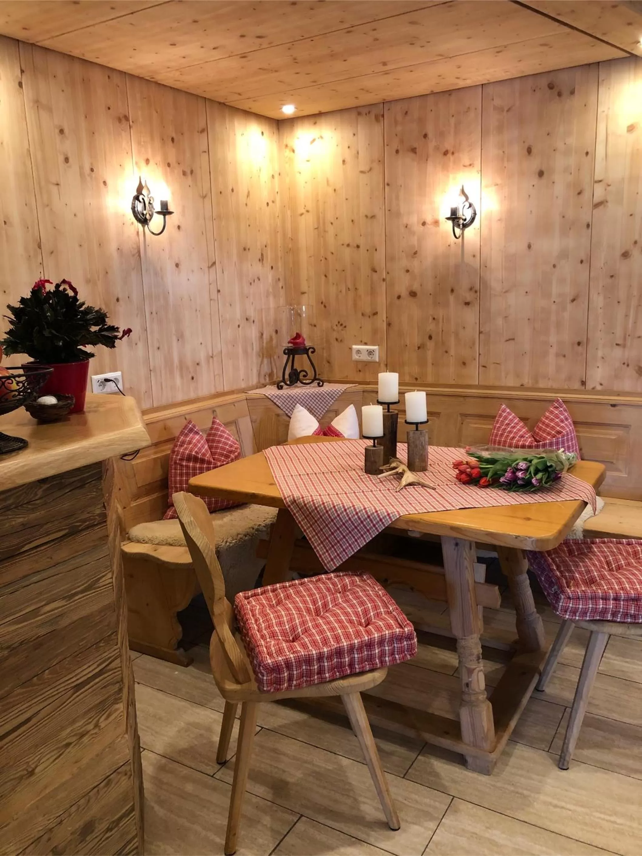 Lobby or reception, Restaurant/Places to Eat in Hotel Oberwirt Wangen