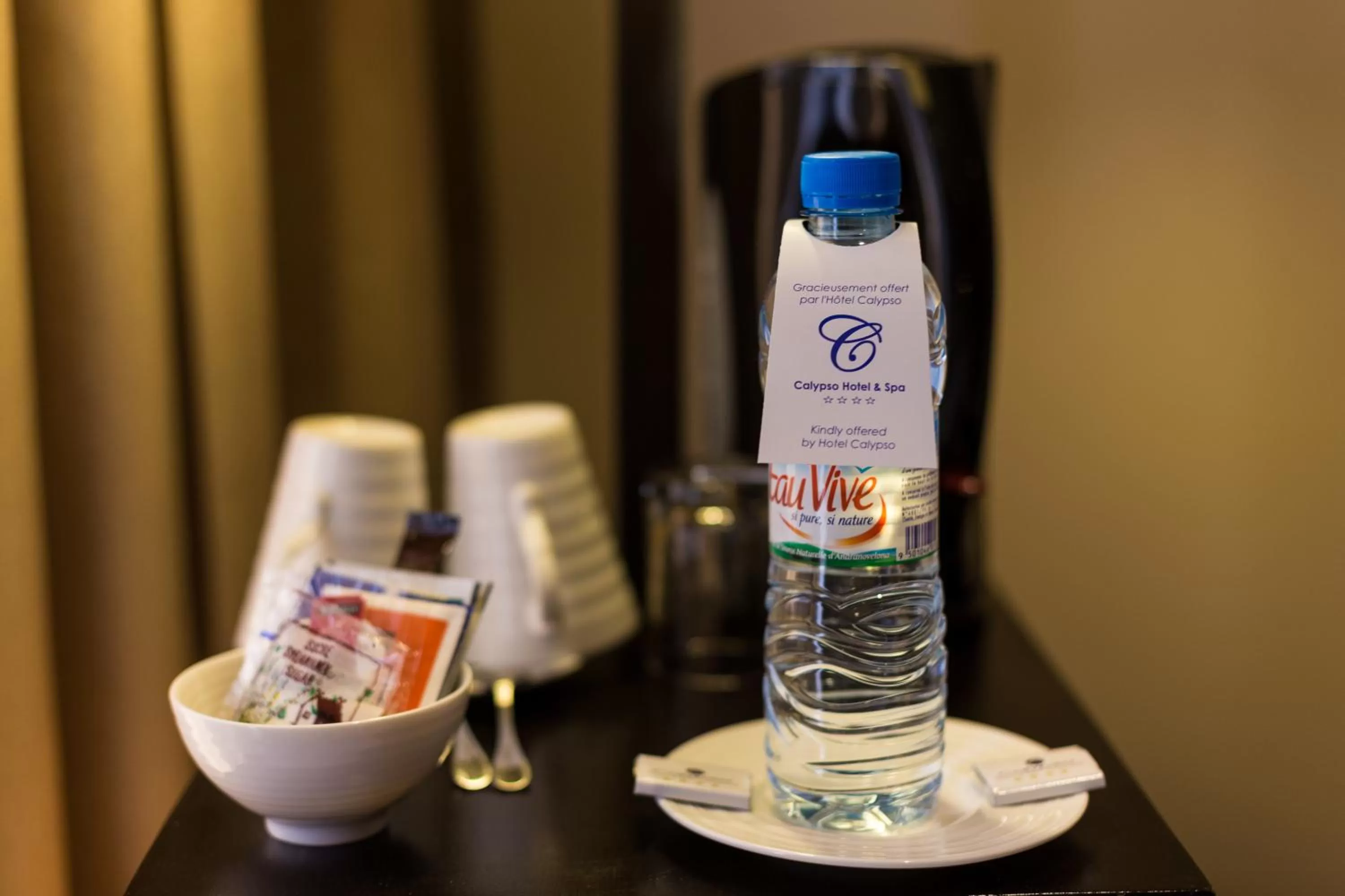 Coffee/tea facilities in Calypso Hôtel