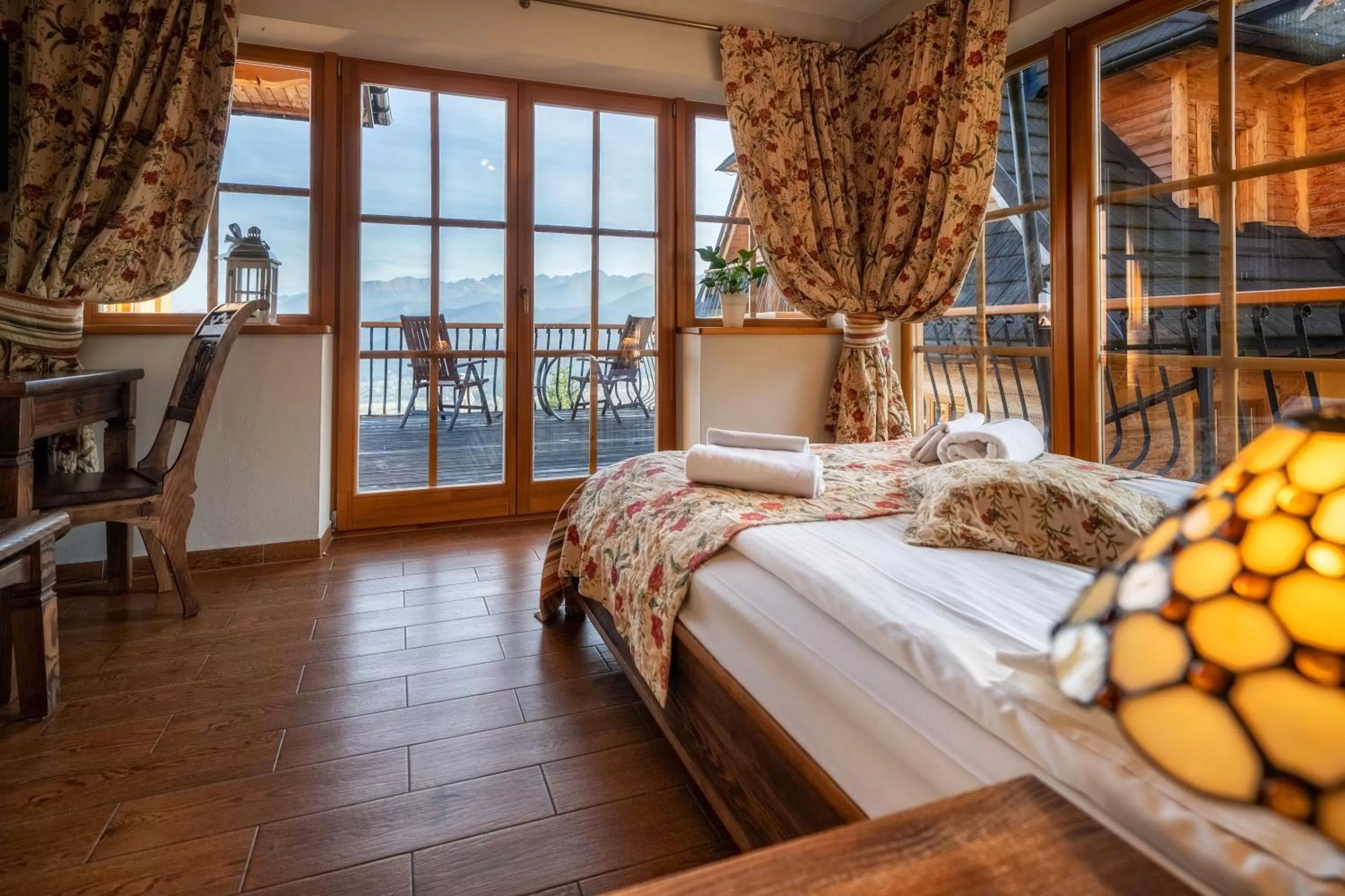 Balcony/Terrace, Bed in Butorowy Dwór