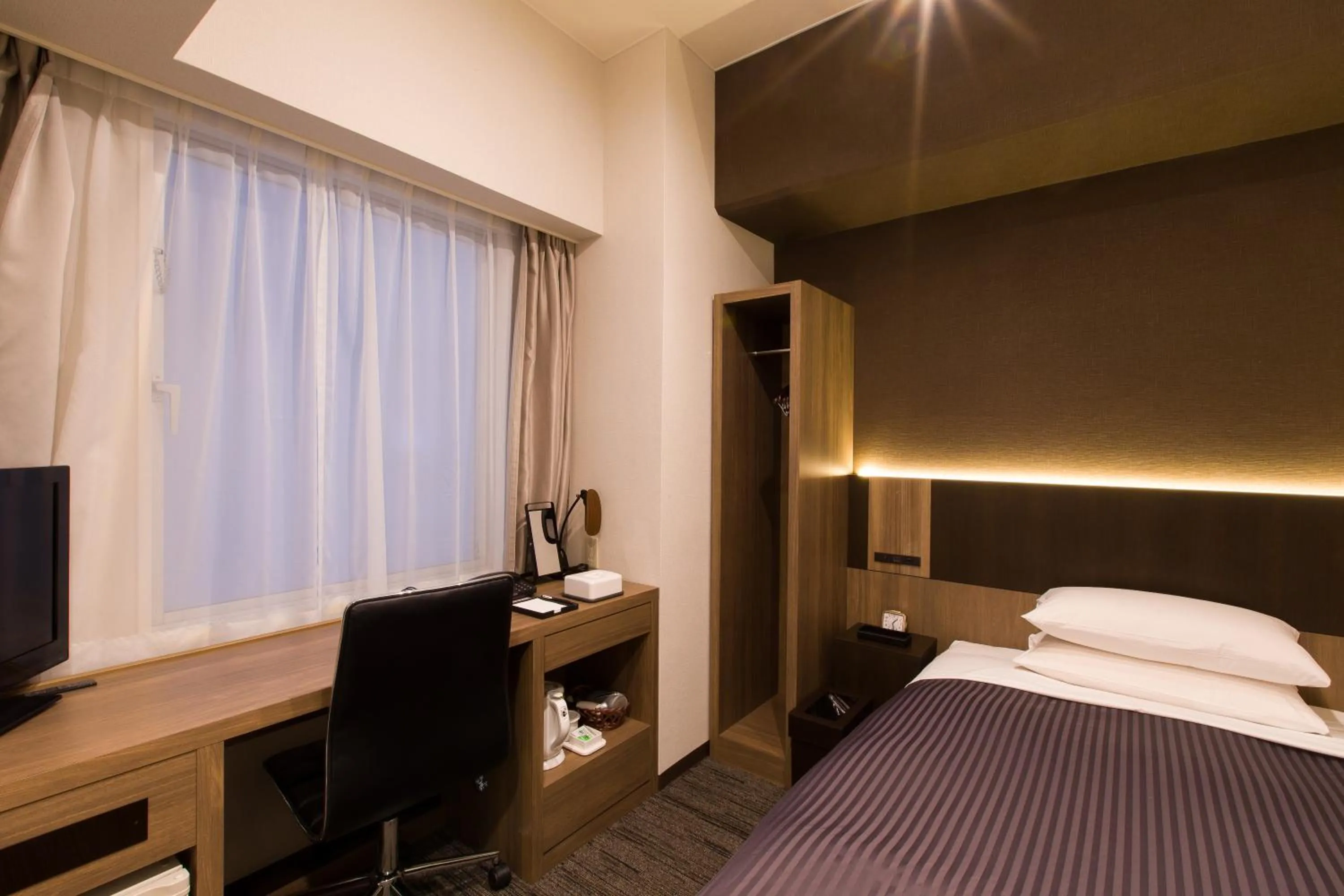 Photo of the whole room, Bed in Ochanomizu Inn