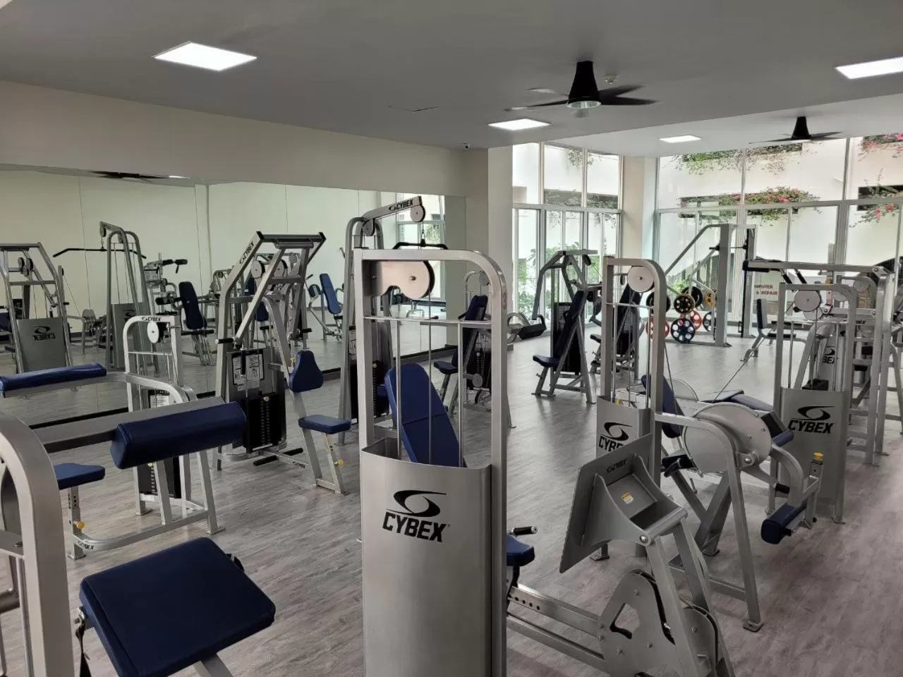 Fitness centre/facilities in Dynasty Grande Hotel