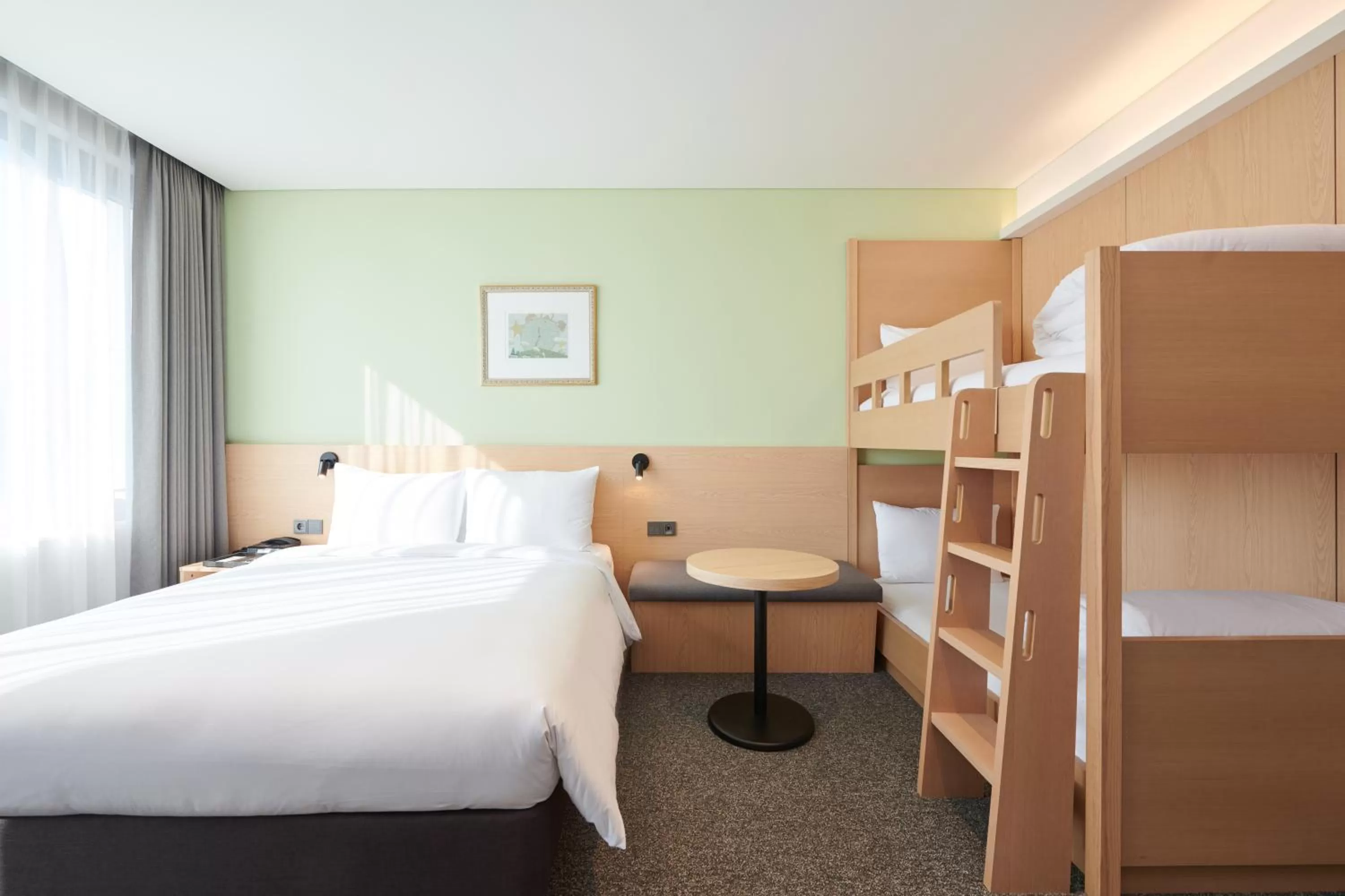 Bed in Nine Tree by Parnas Seoul Pangyo