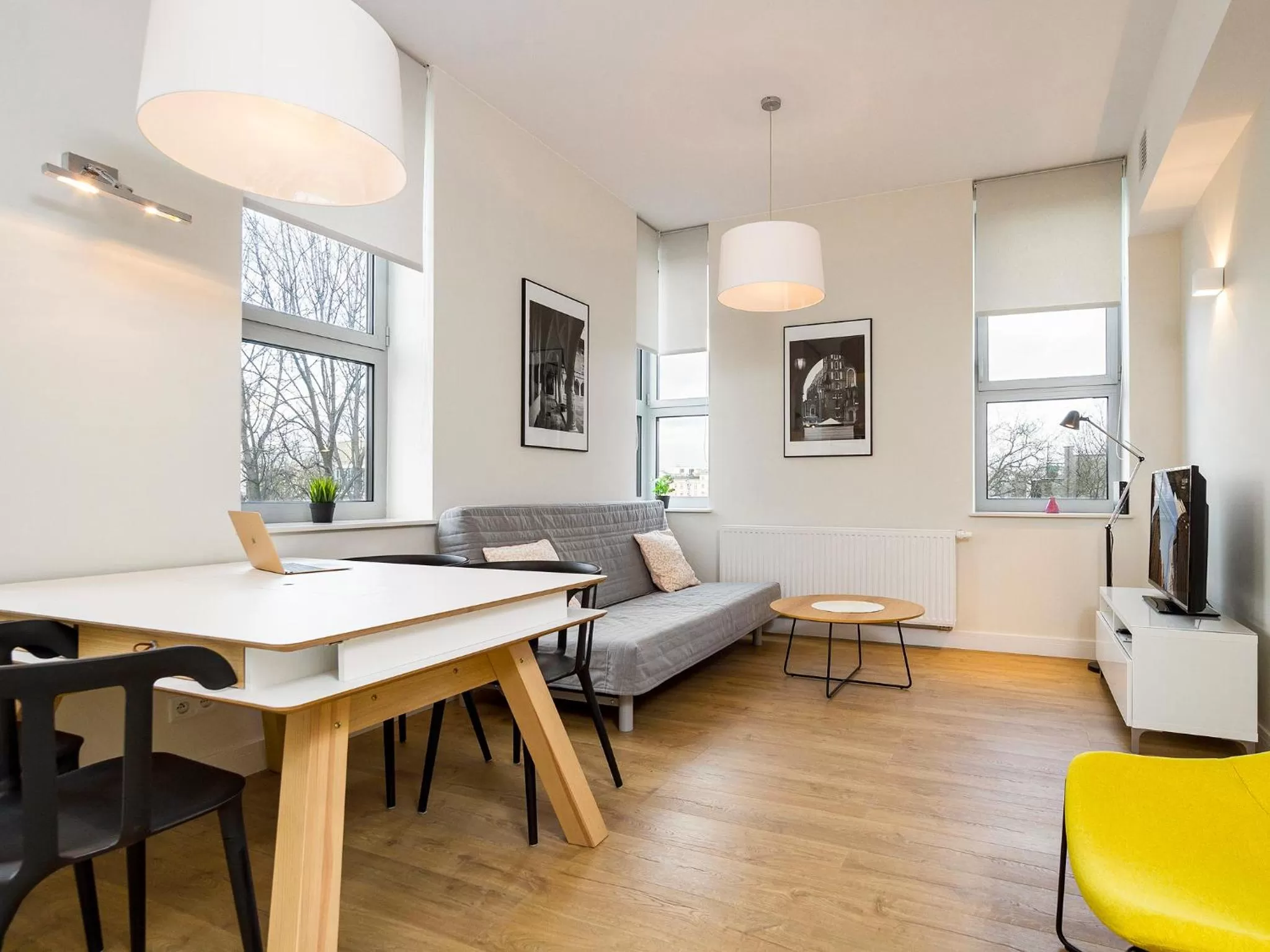 TV and multimedia in Riverside Aparthotel Cracow