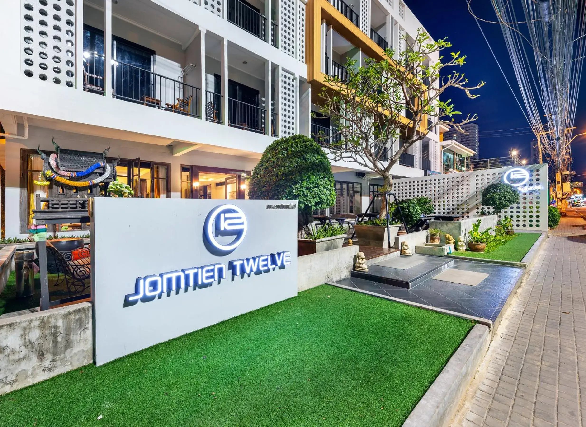 The Jomtien Twelve The Jomtien Twelve