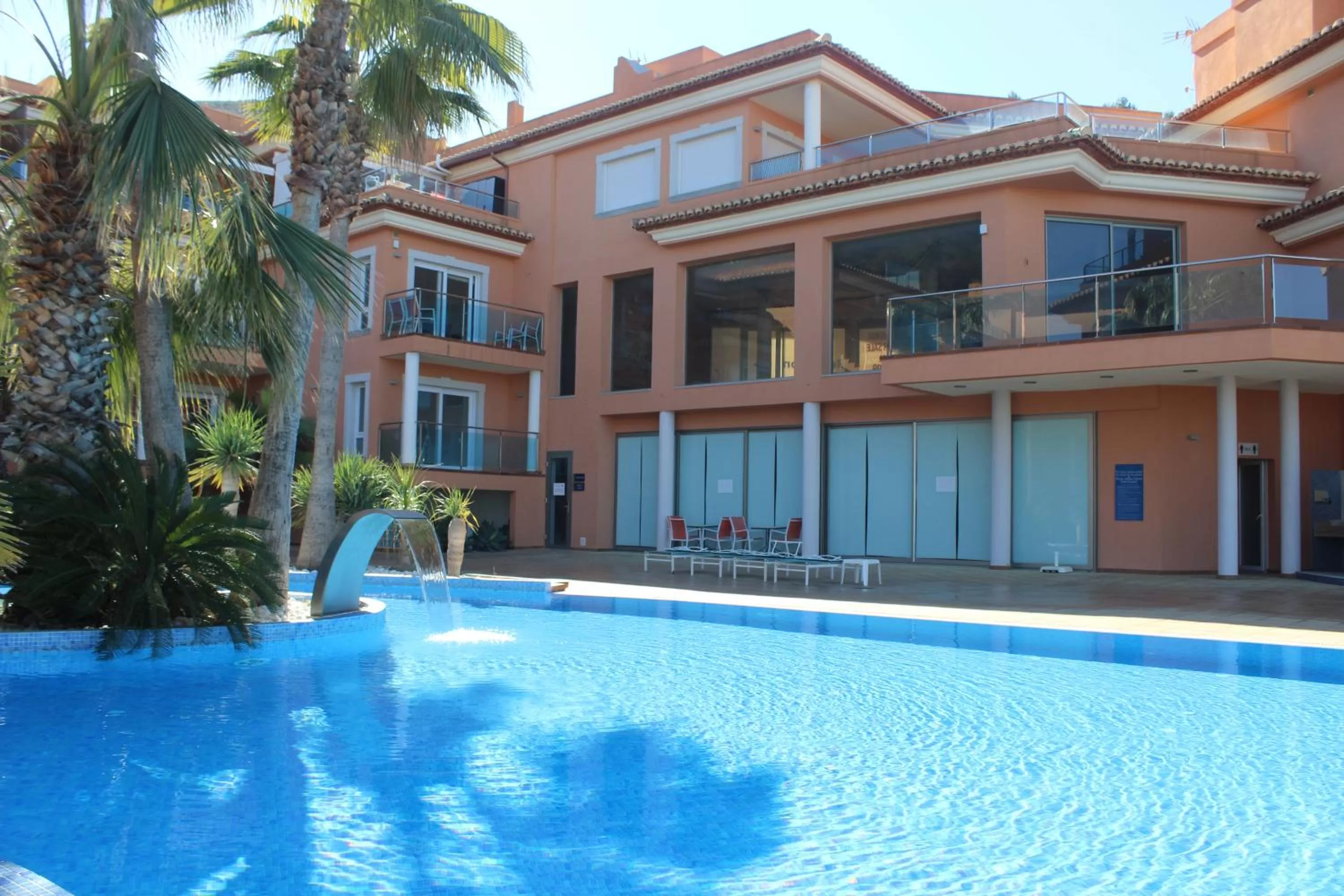 Swimming pool in Apartamentos Flamingo Hills