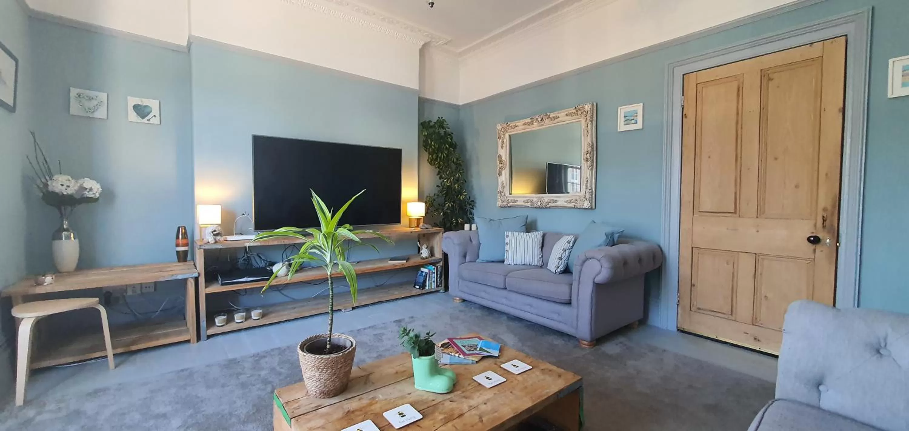 Living room in Rocky Cove Bed and Breakfast