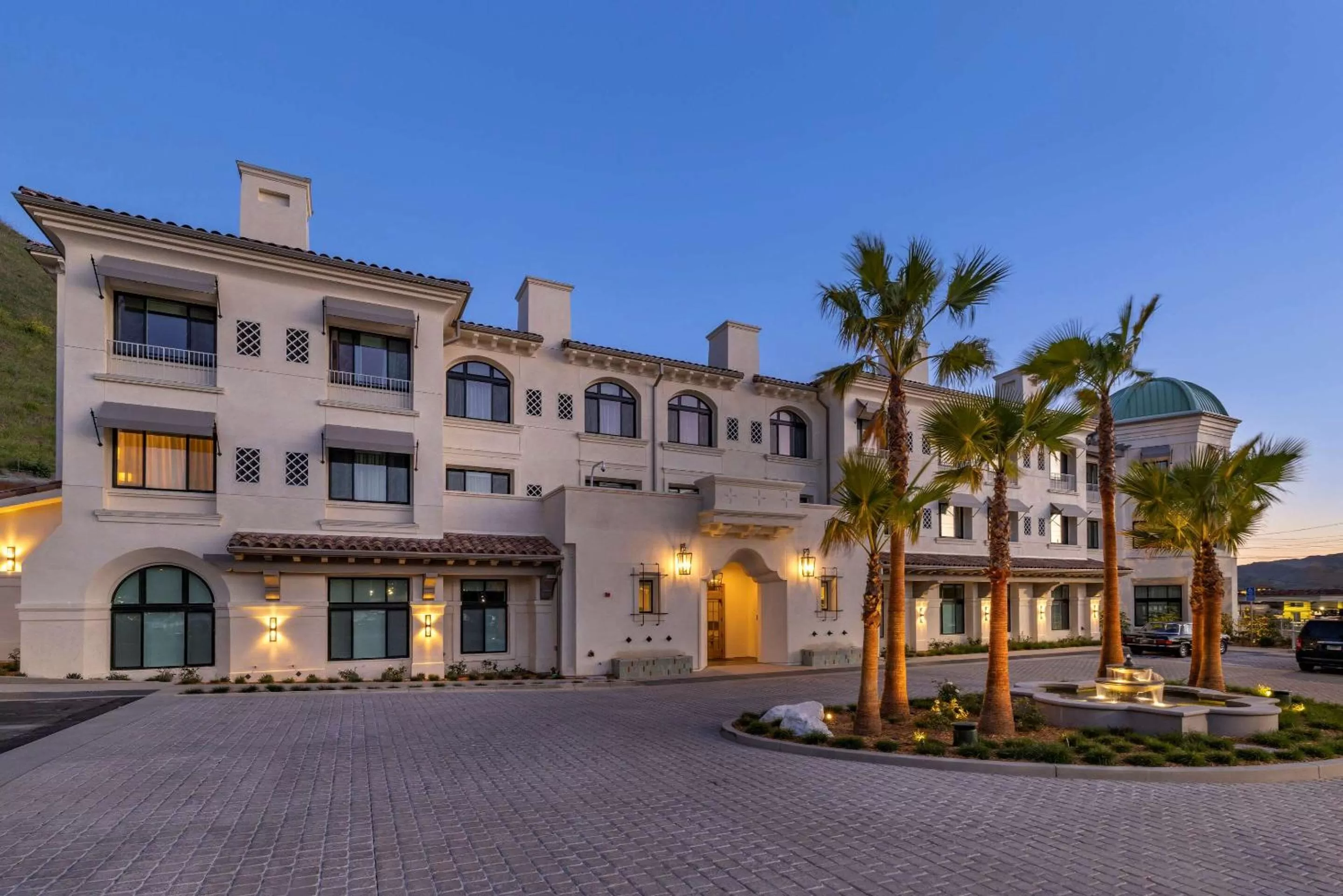 Cambria Hotel Calabasas - Malibu