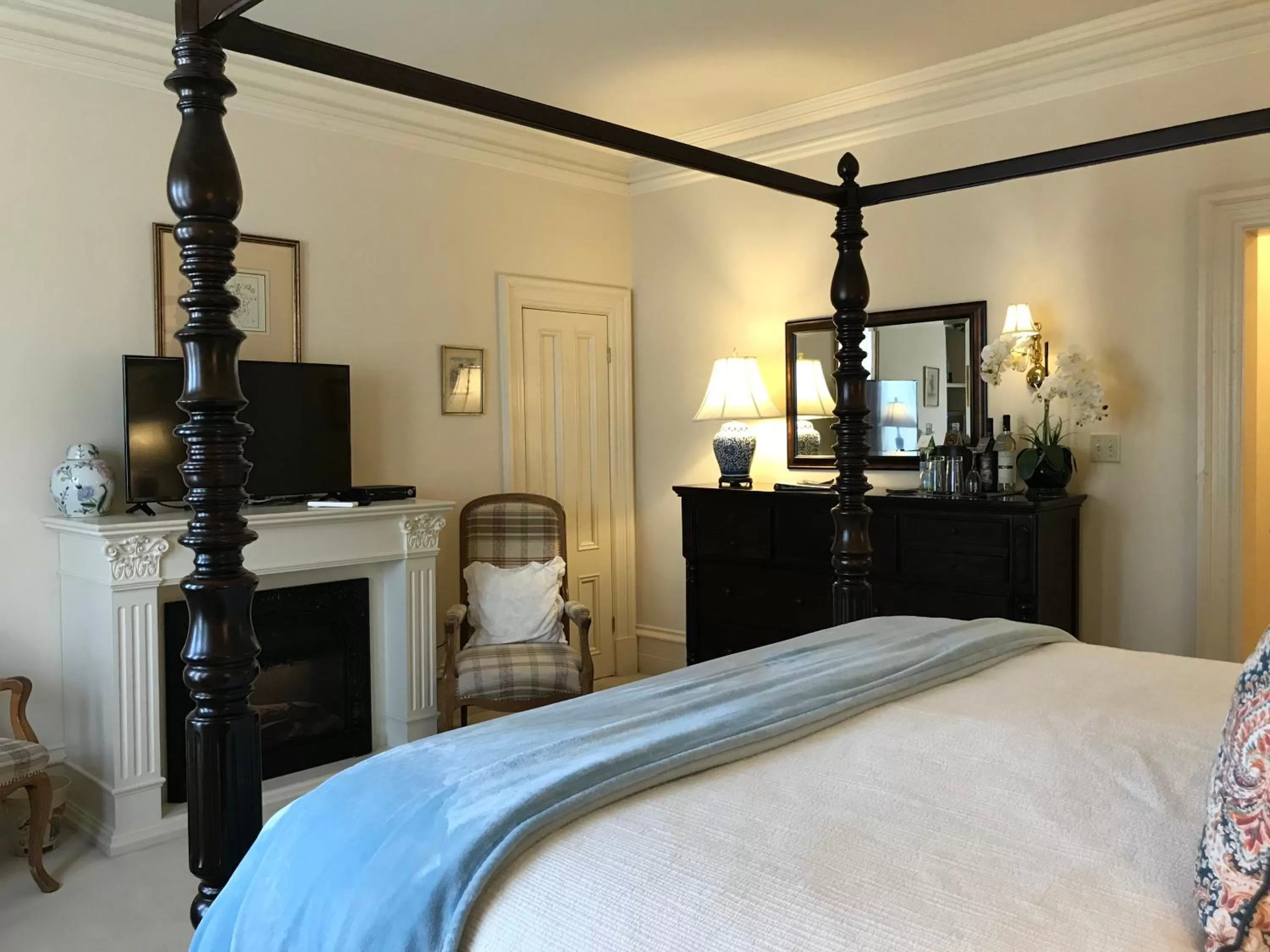 TV and multimedia in Tattingstone Inn