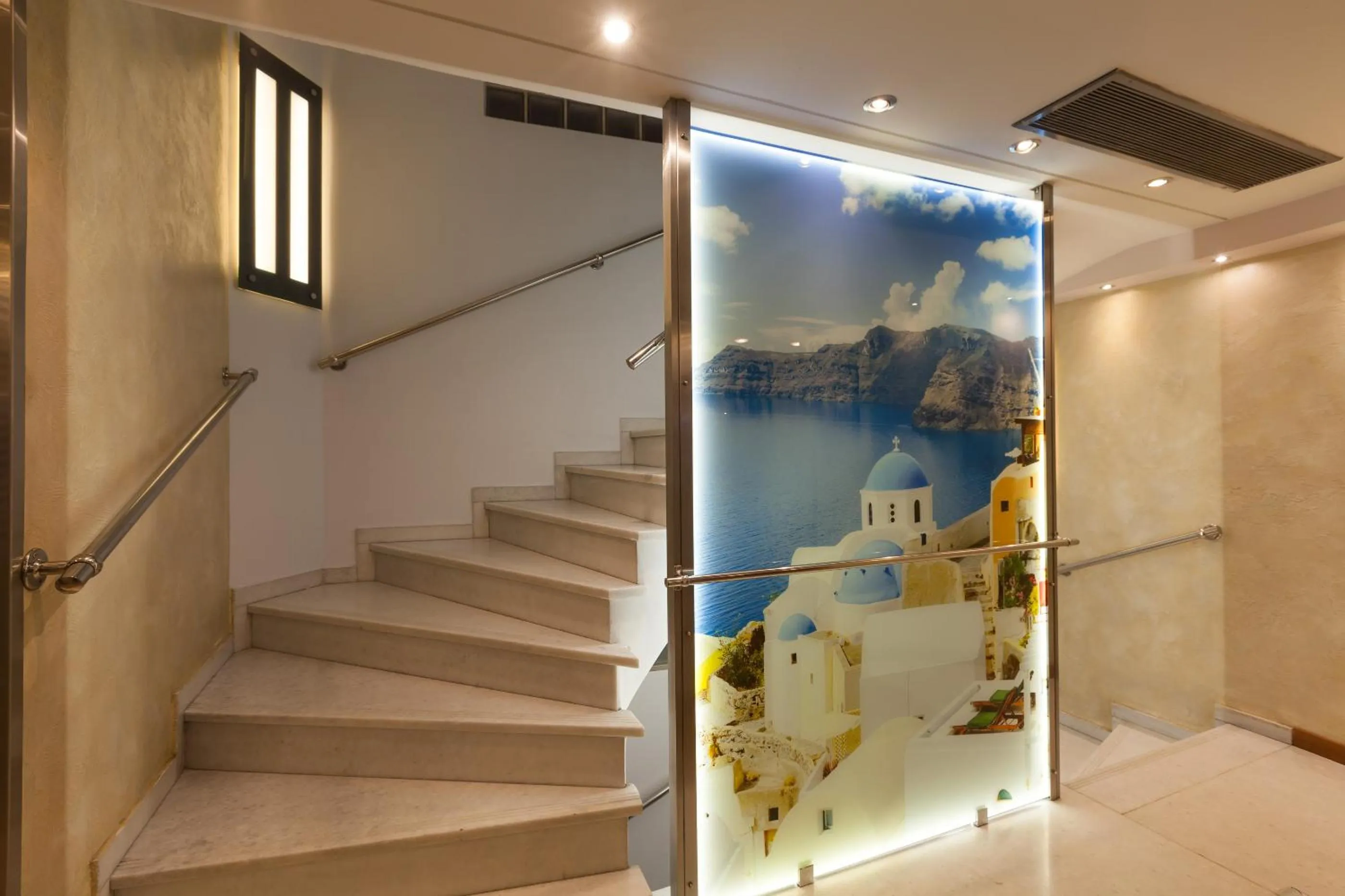 Decorative detail in Tropical Hotel