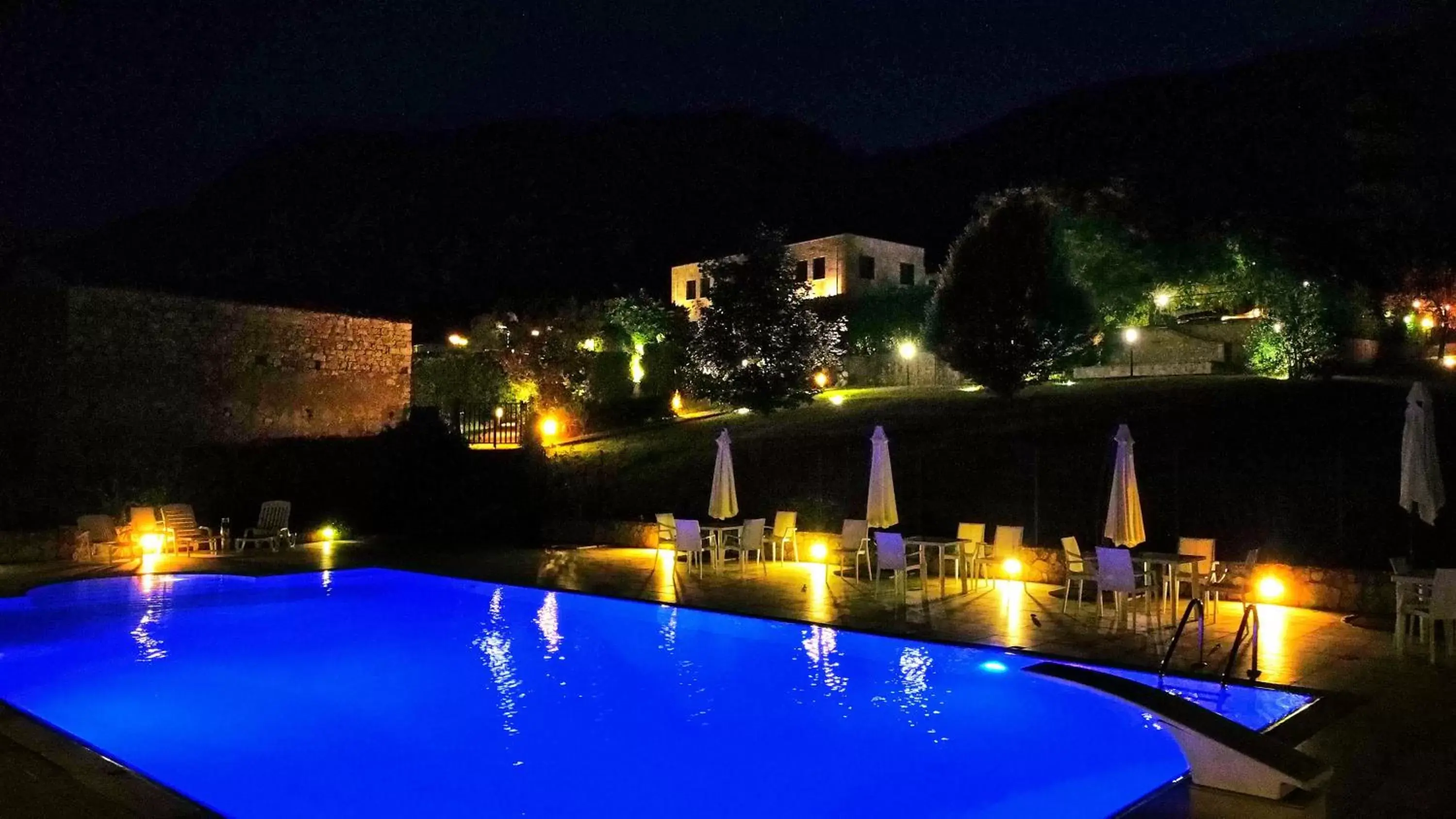Night, Swimming Pool in Sotto Il Cielo Hotel Night, Swimming Pool in Sotto Il Cielo Hotel