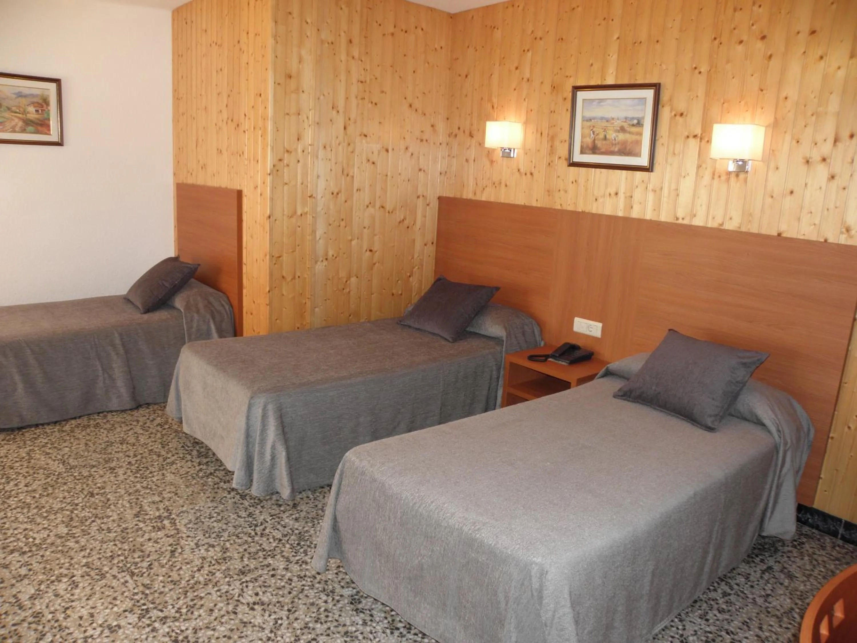 Photo of the whole room, Bed in Hotel Jardín