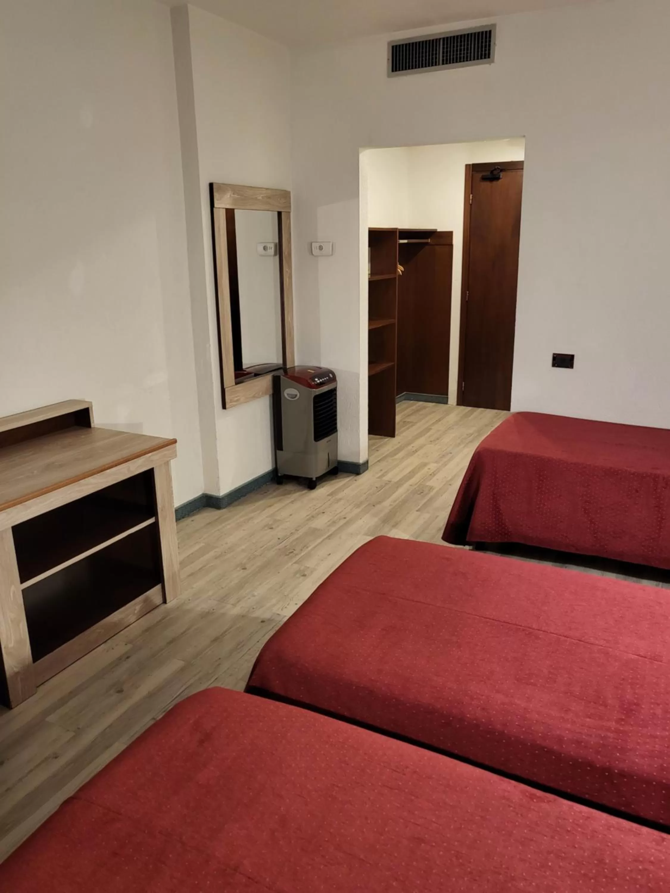 Photo of the whole room, Bed in Hotel Miage