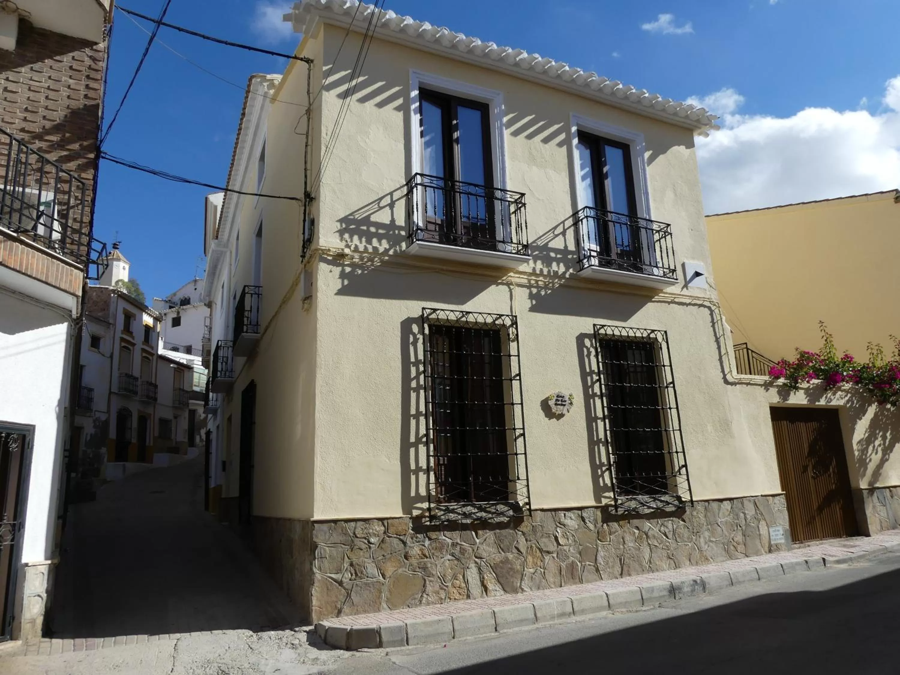 Property Building in Casa De Los Sueños