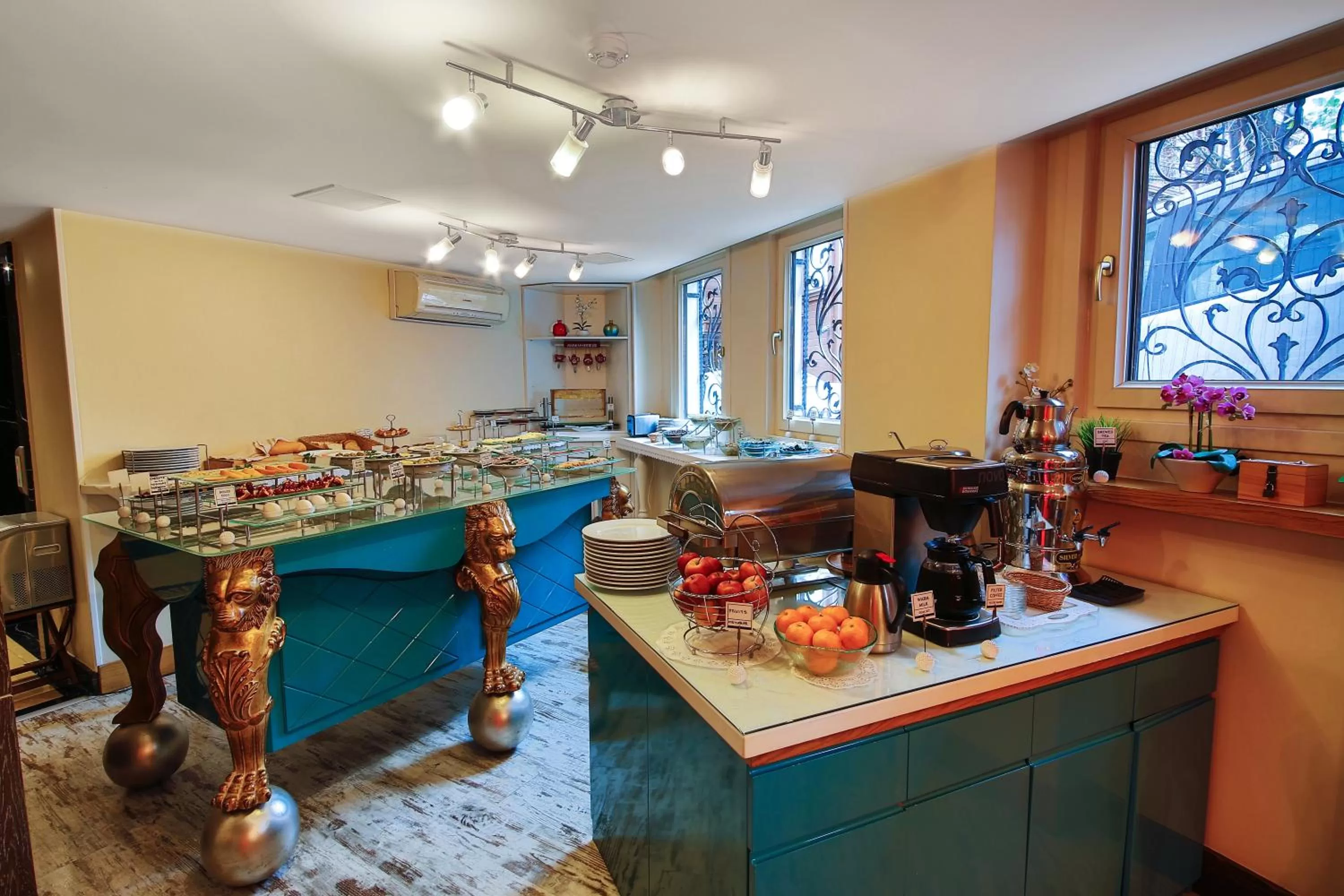 Buffet breakfast in Katelya Hotel