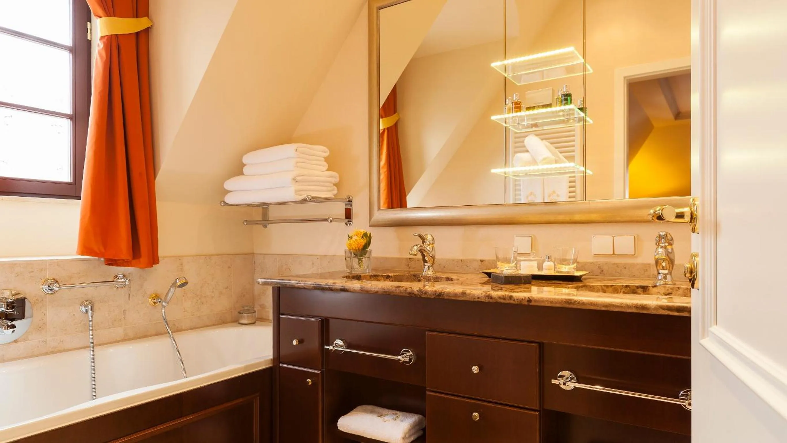 Bathroom in Relais & Châteaux Bülow Palais