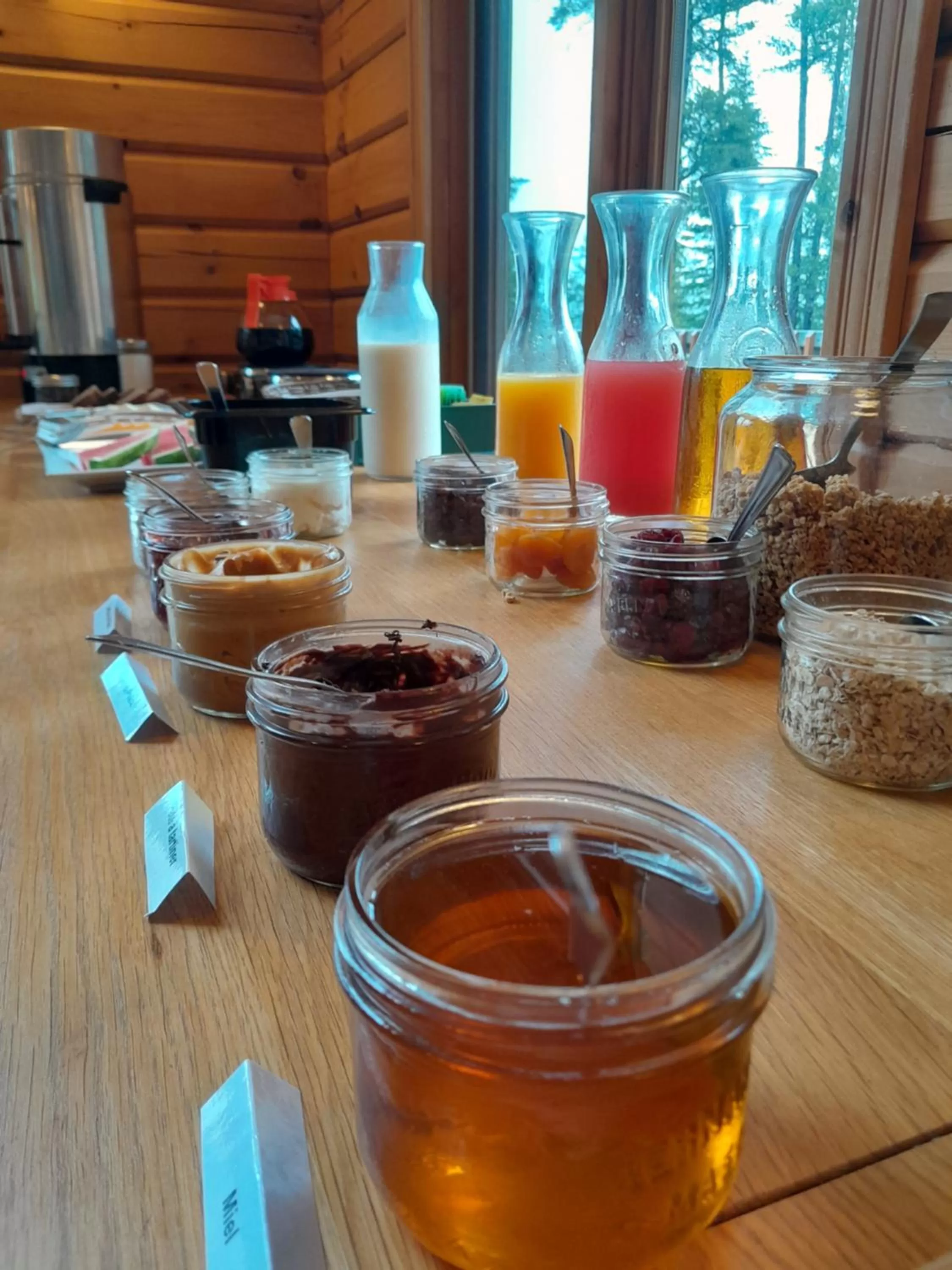 Breakfast in Camp Taureau - Altaï Canada