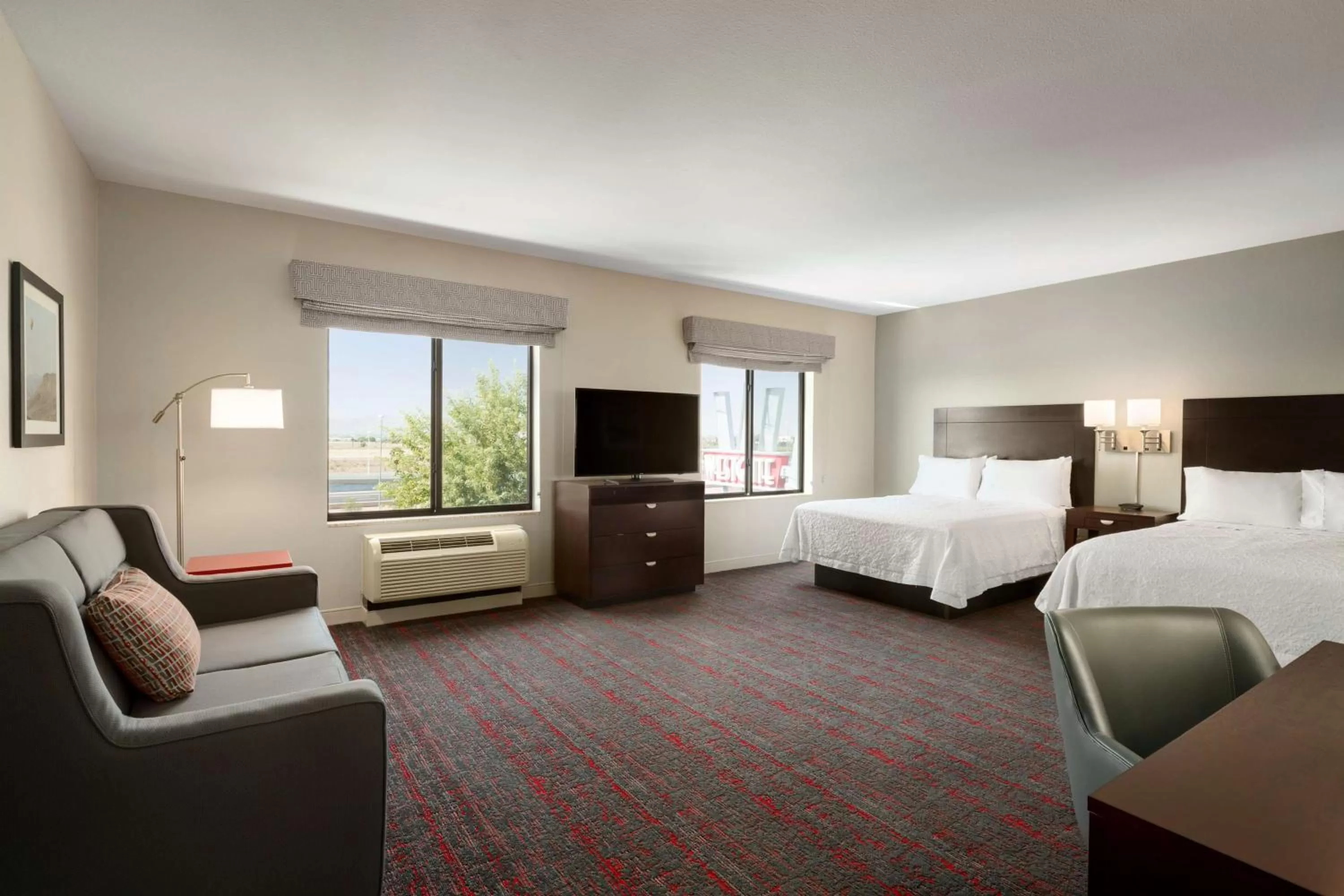 Bedroom, Bed in Hampton Inn & Suites Phoenix Glendale-Westgate