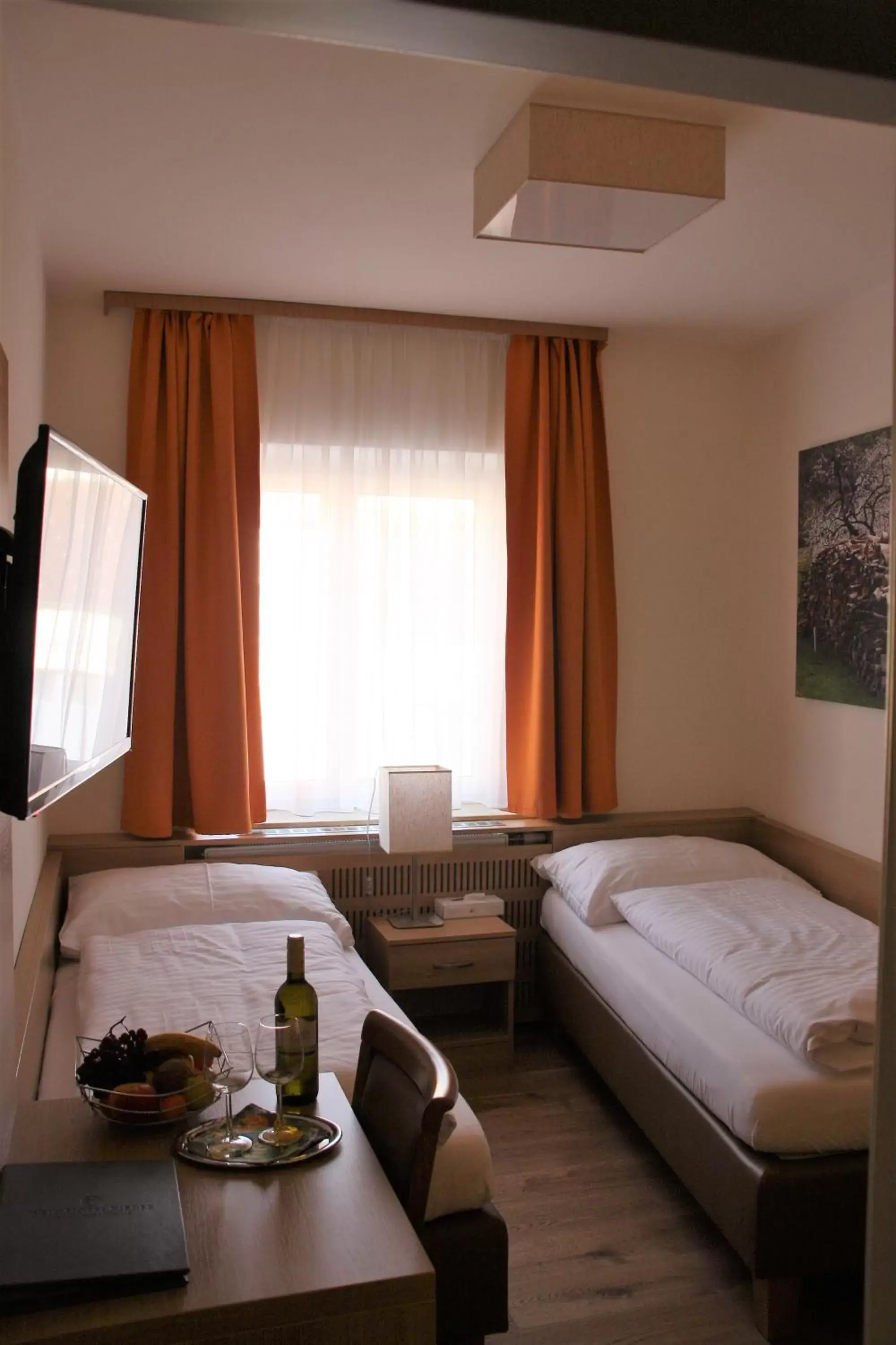 Twin Room in Weinhotel Rieder Twin Room in Weinhotel Rieder