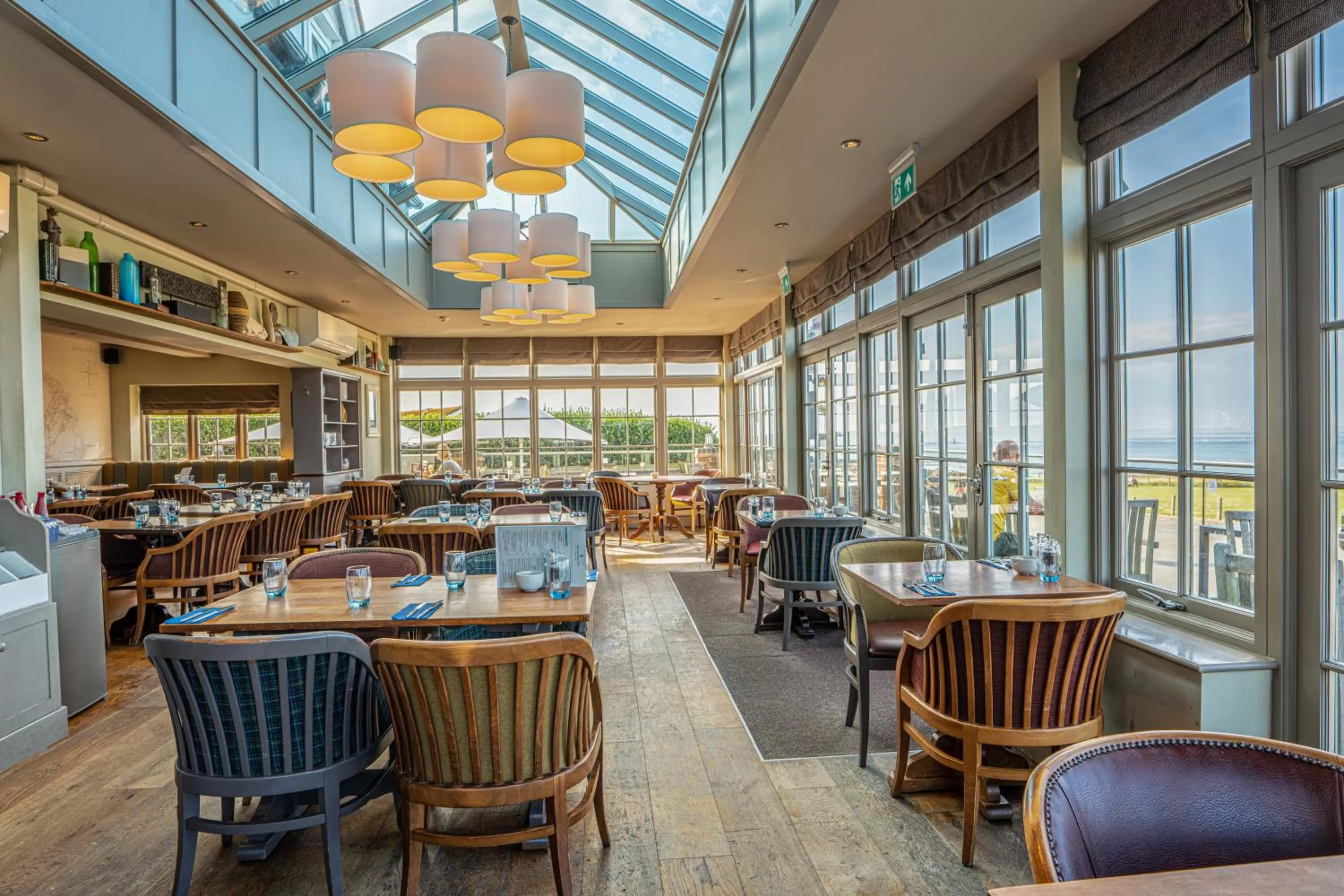 Restaurant/places to eat in Botany Bay Hotel