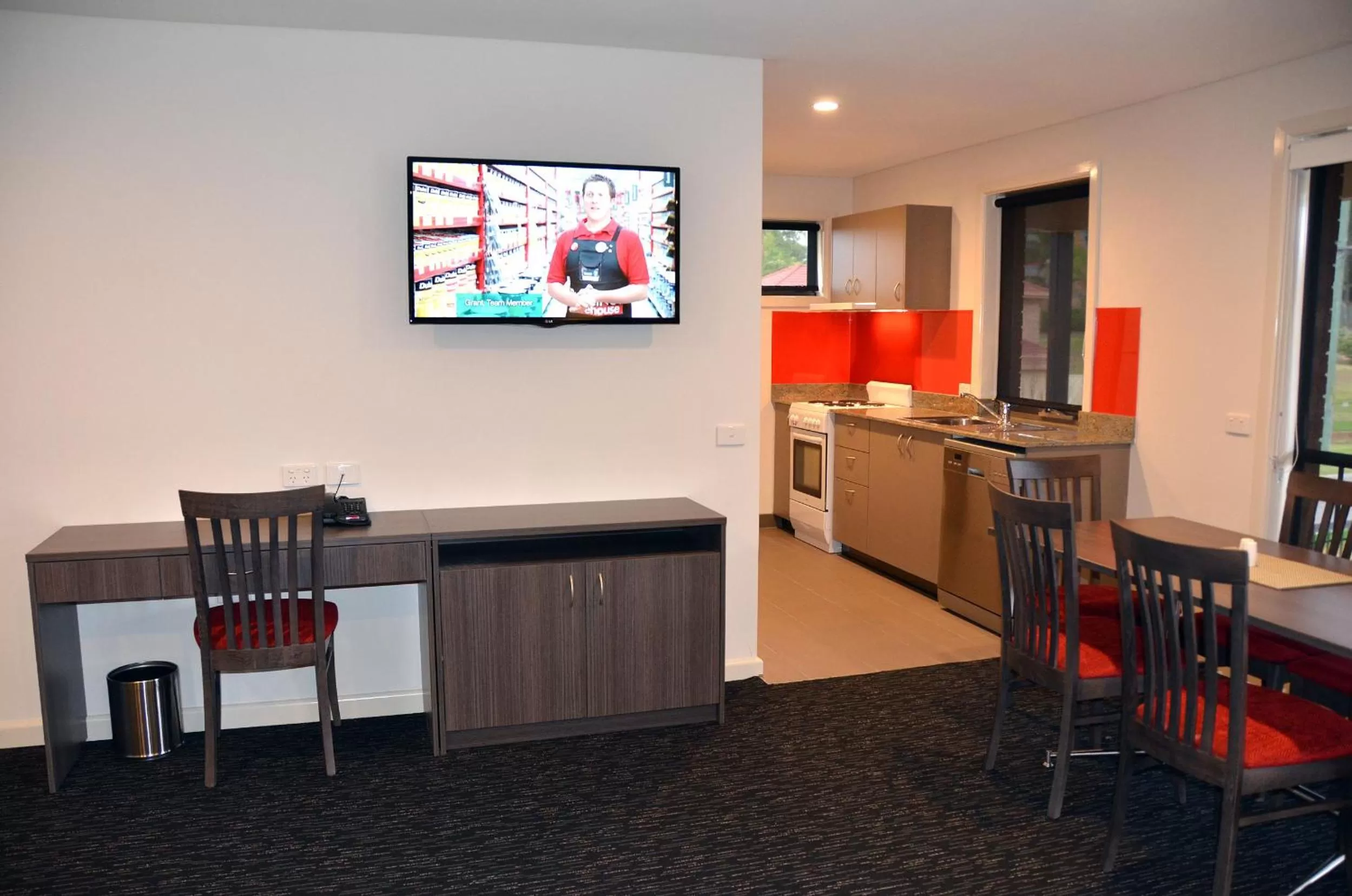 Kitchen or kitchenette in Hunts Hotel Liverpool