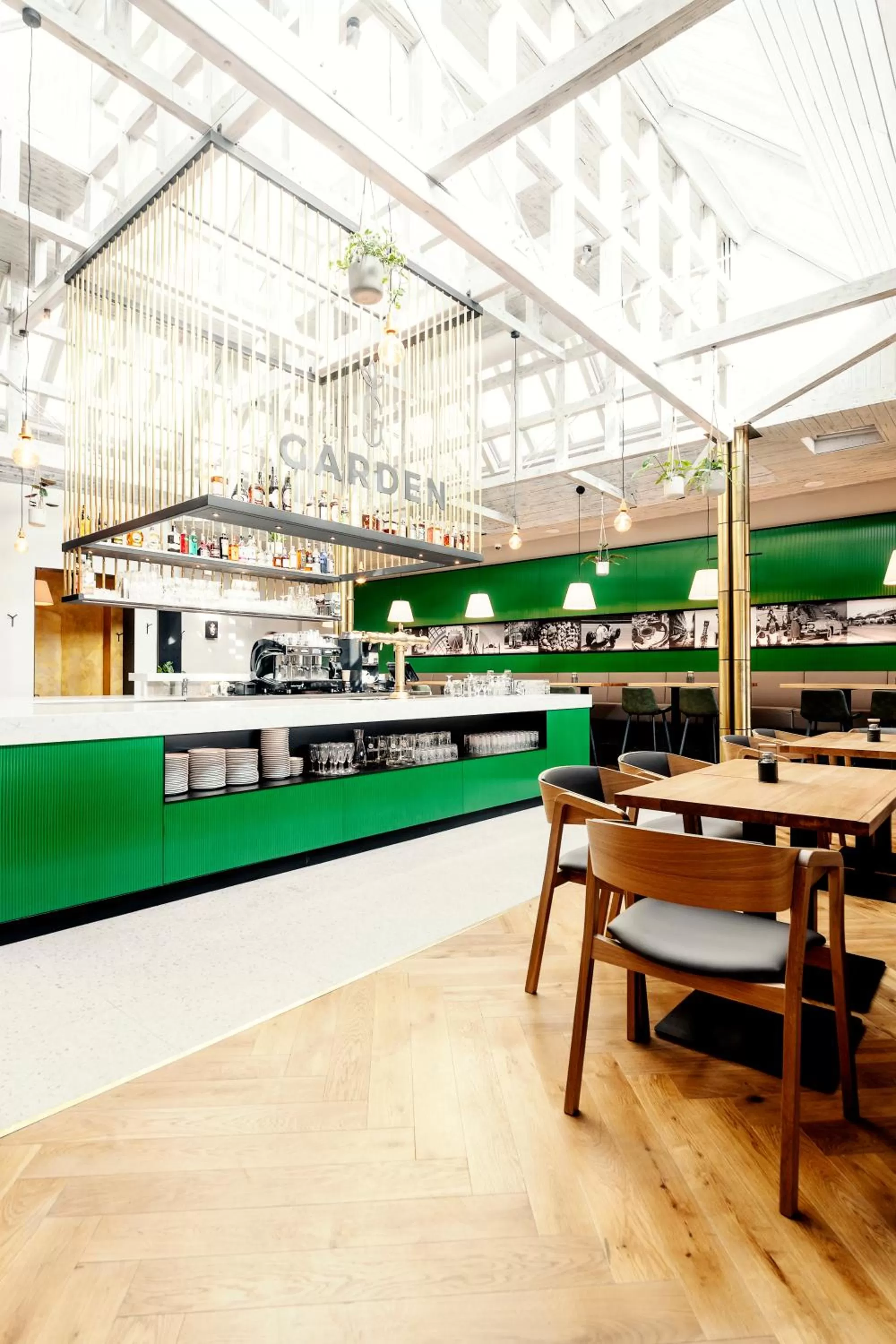 Restaurant/places to eat in Grandhotel Brno