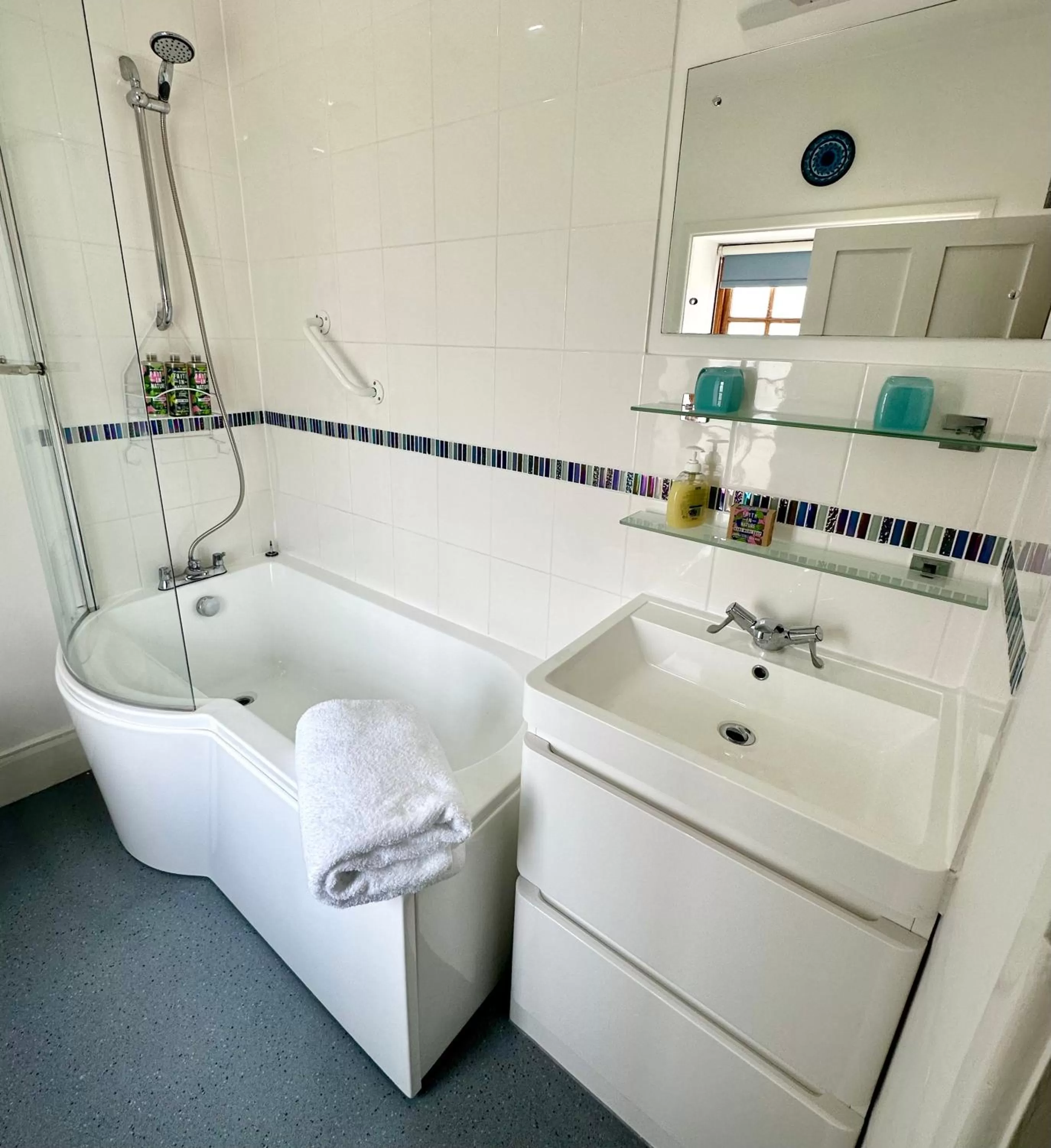 Shower in The Old Bakehouse