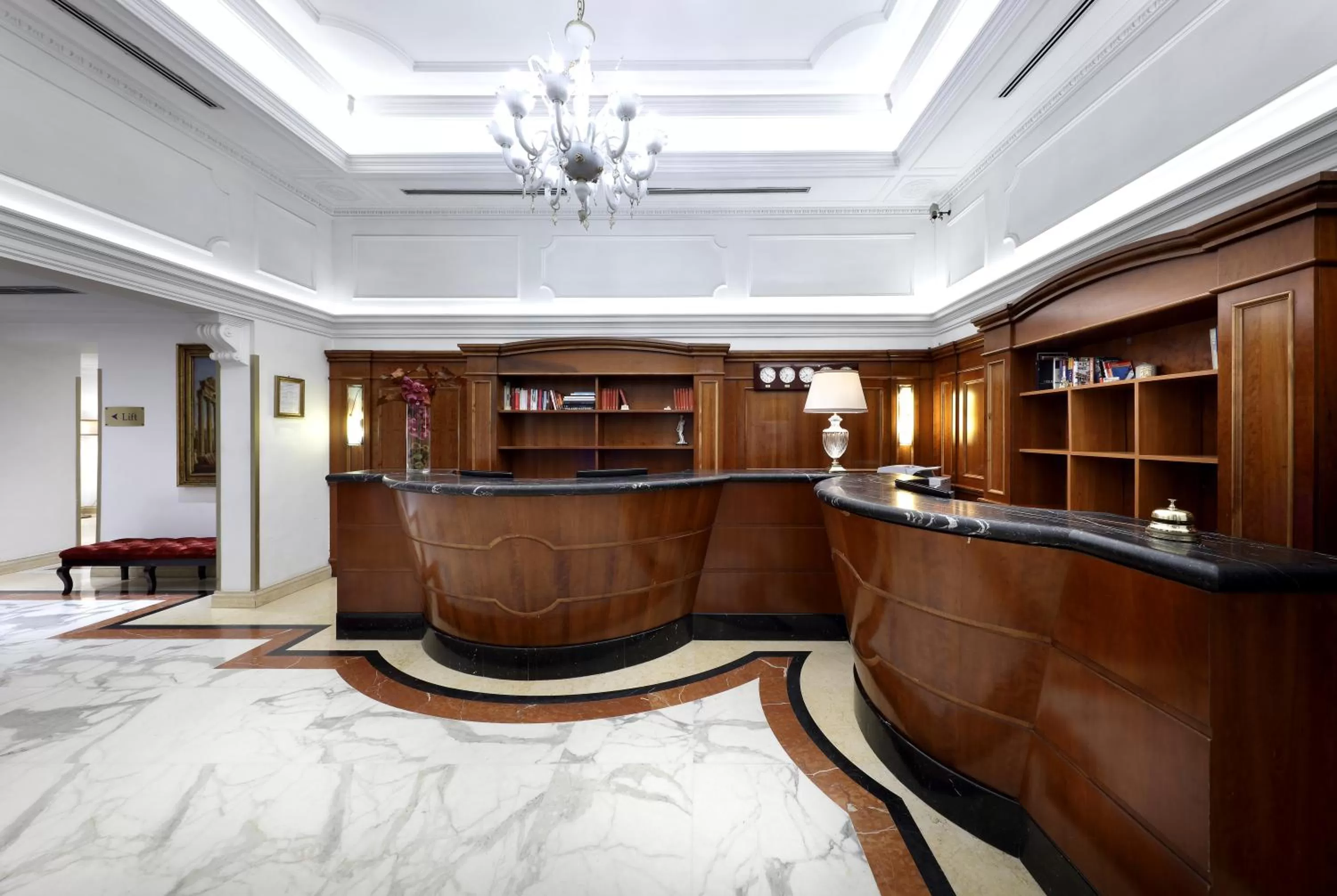 Lobby or reception in Exe International Palace