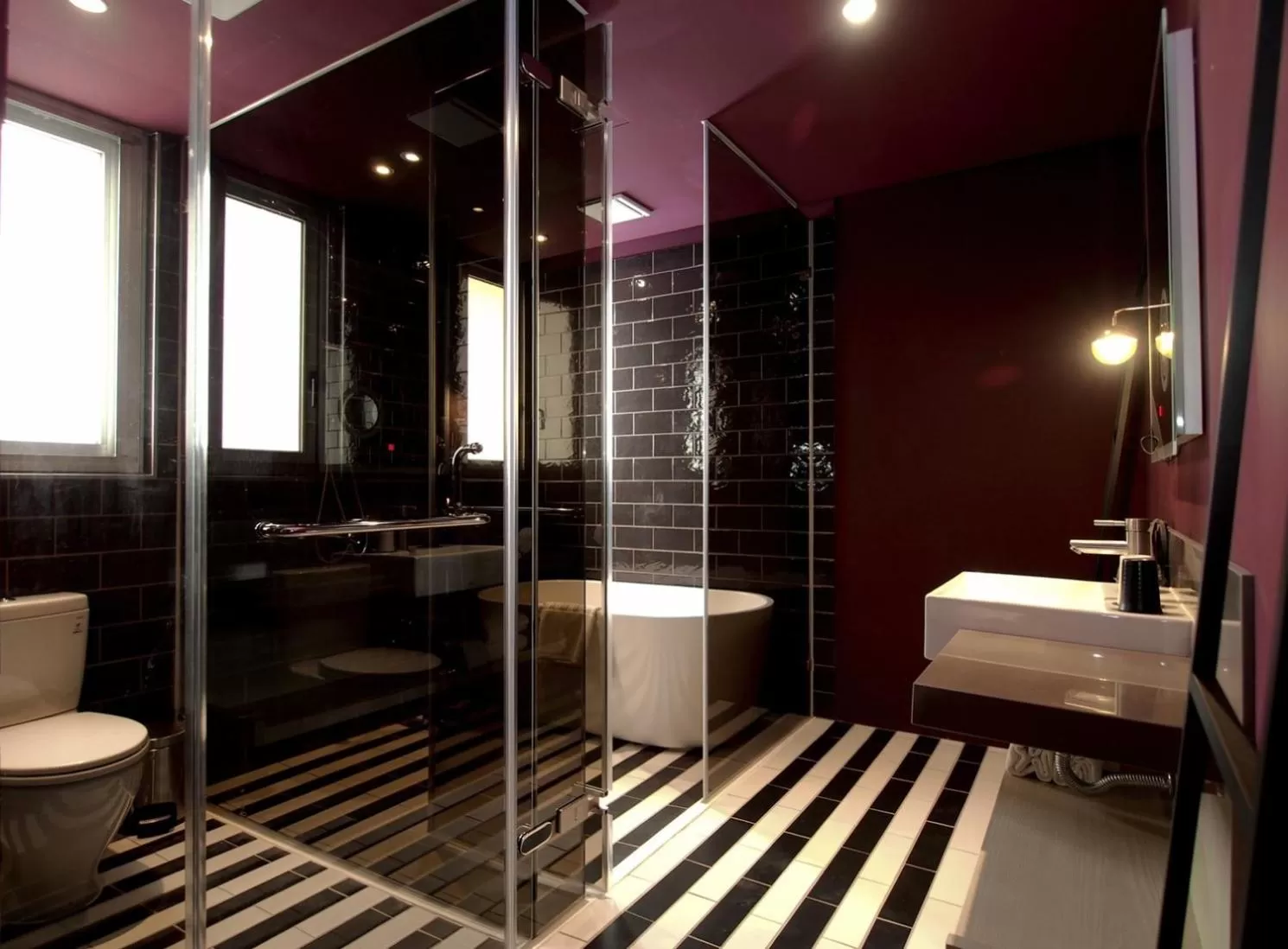 Bathroom in Ramble Hotel